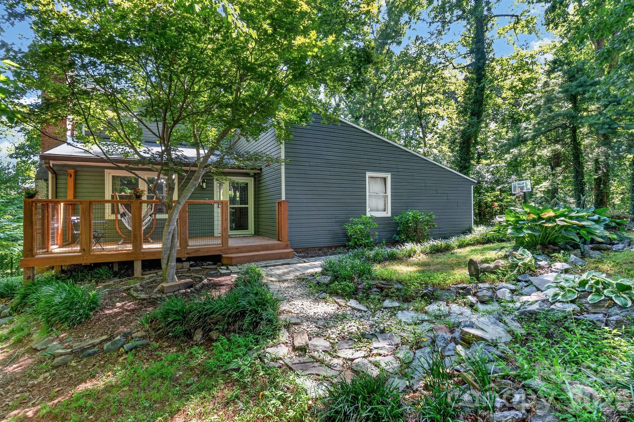 167 Dunlap Loop