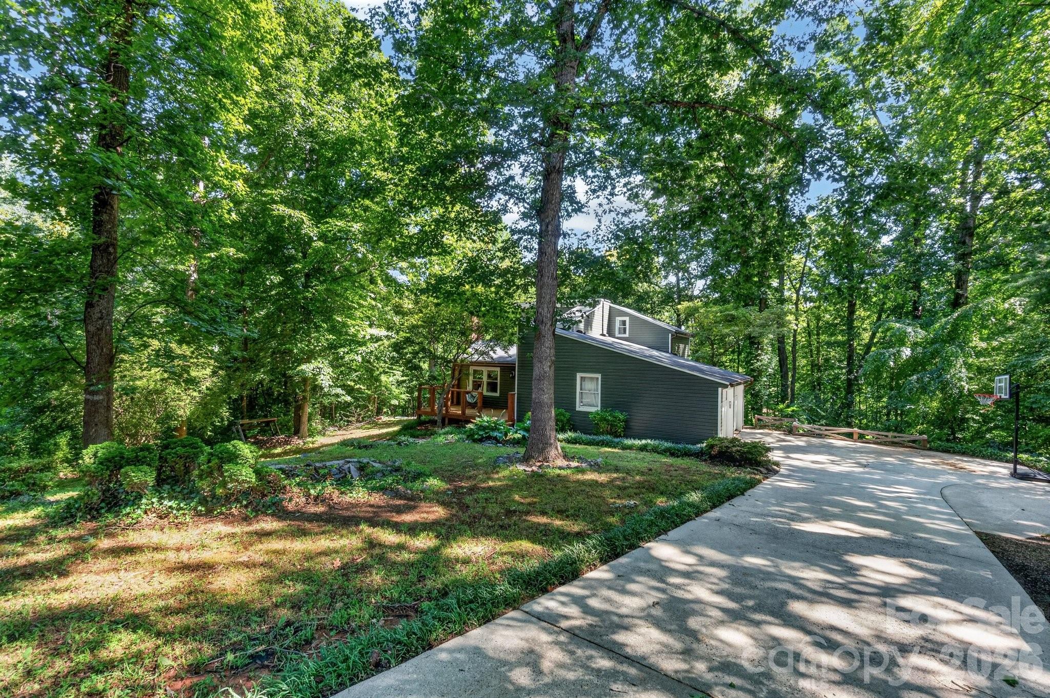 167 Dunlap Loop