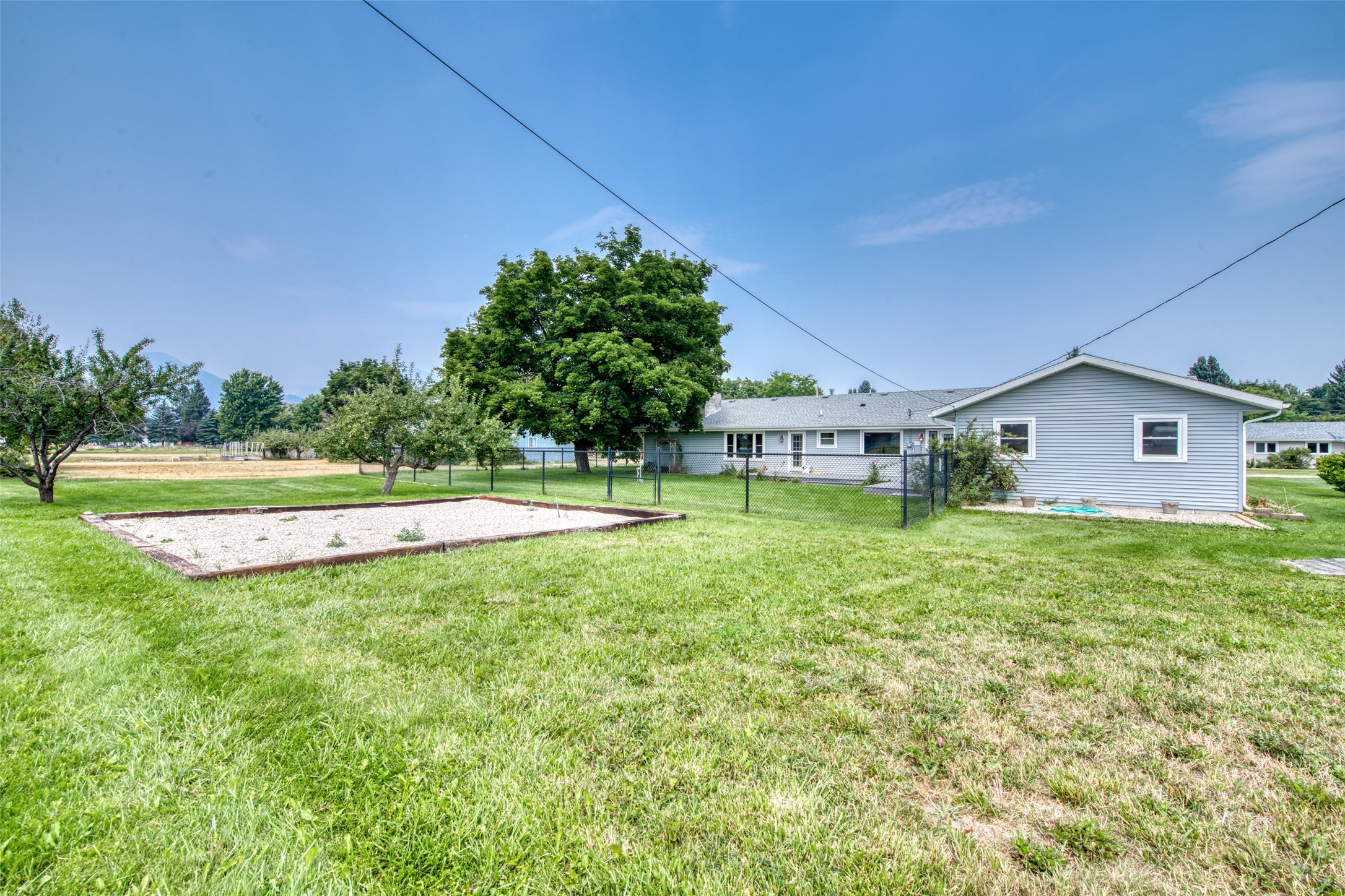 277 S Sapphire Street