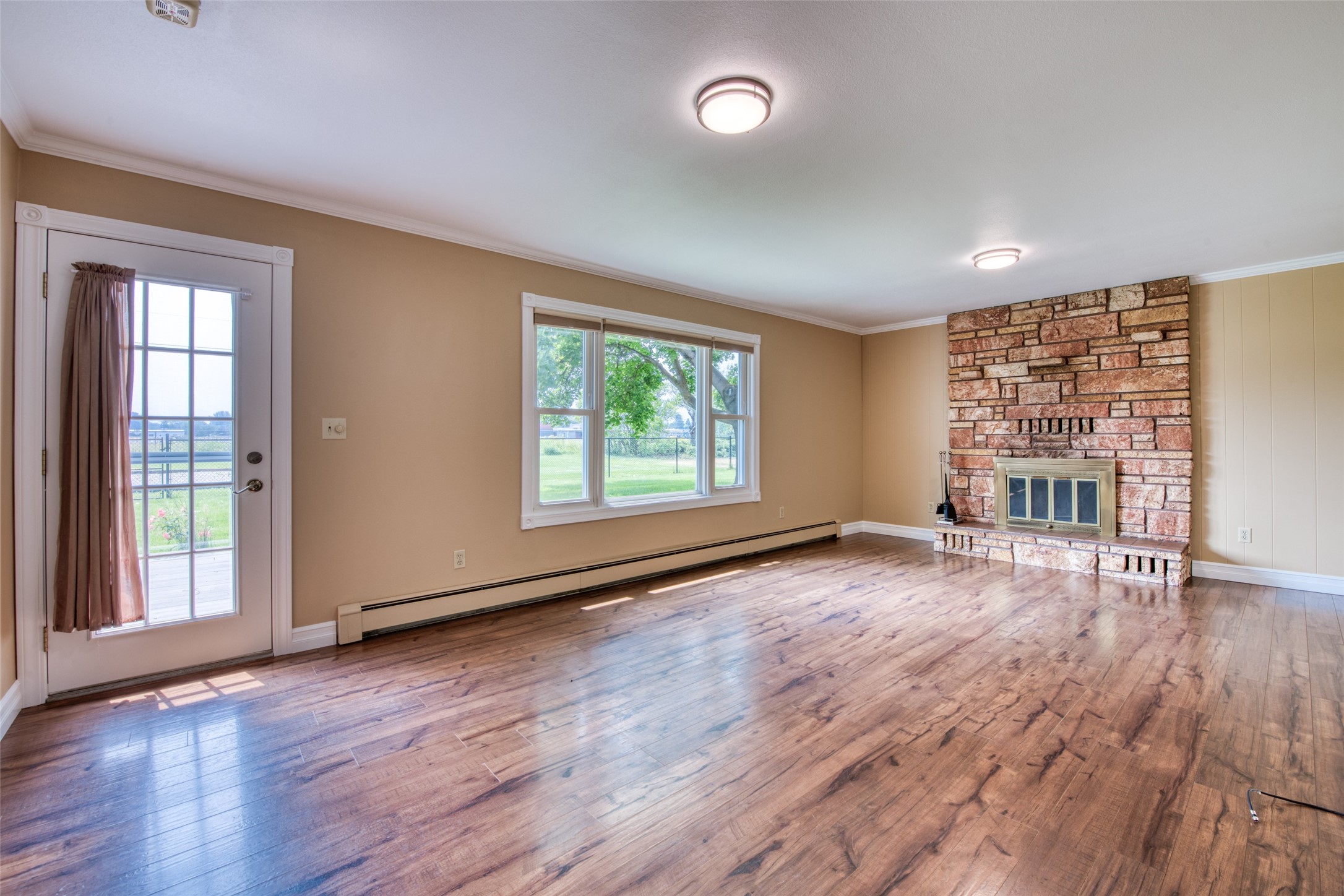 277 S Sapphire Street