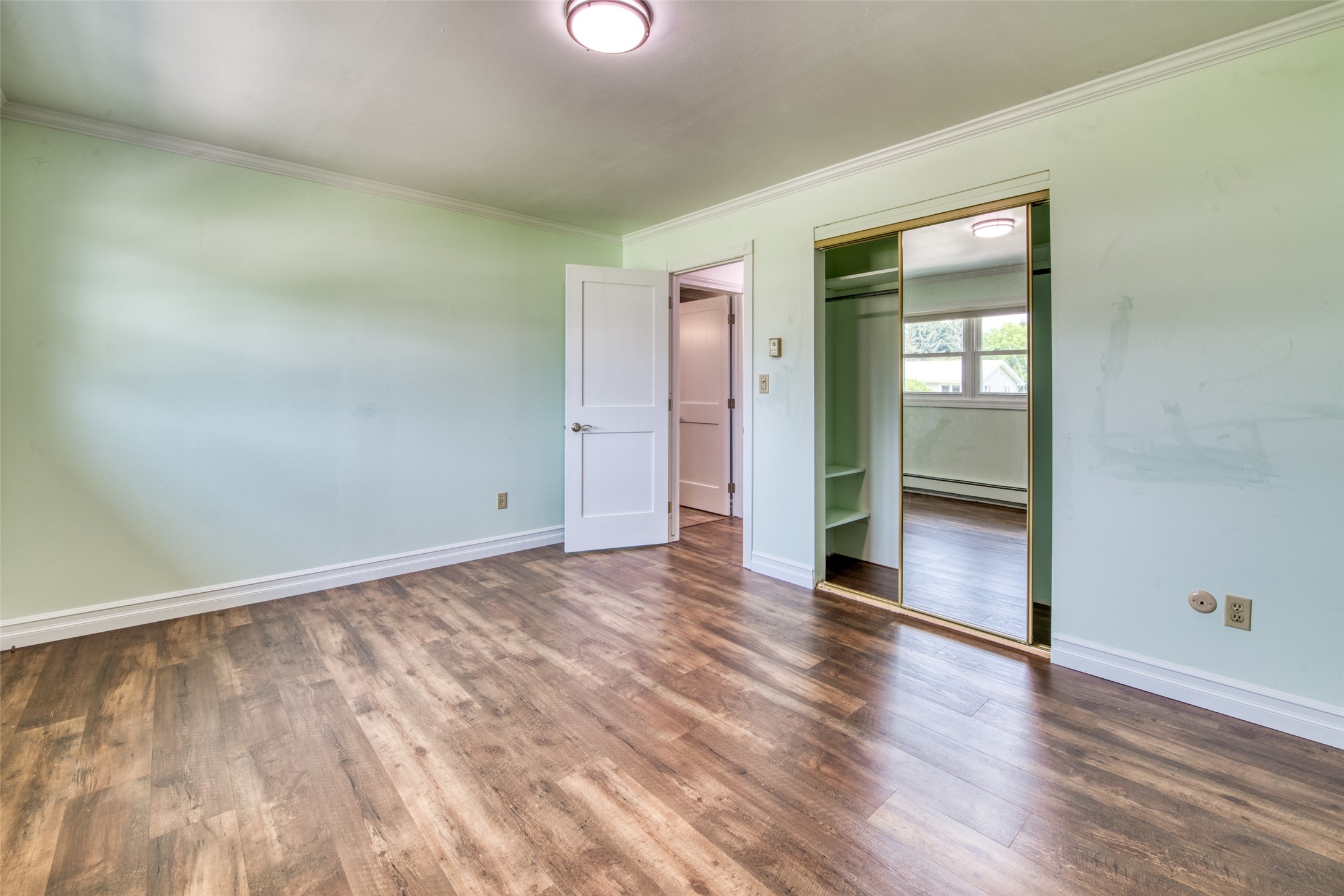 277 S Sapphire Street