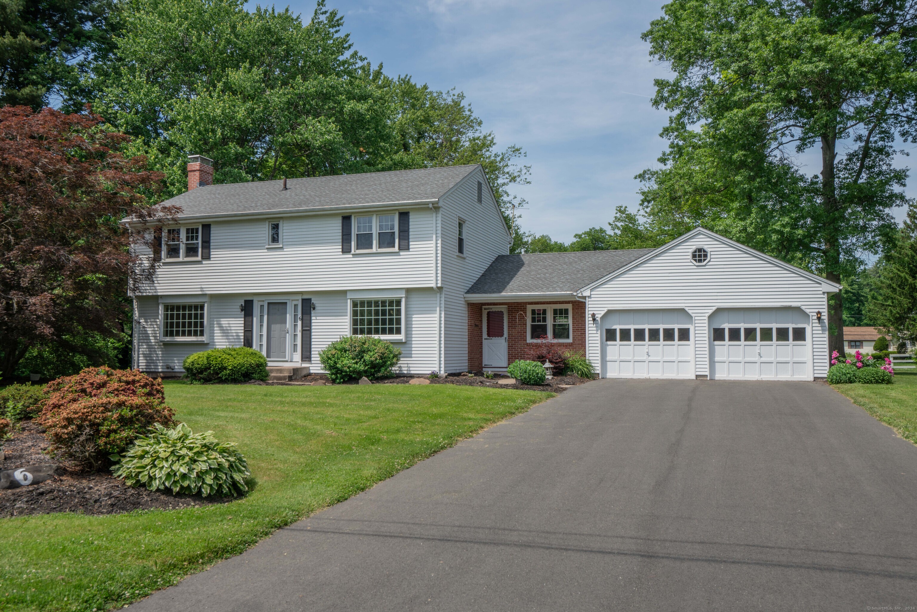 6 Mallard Drive