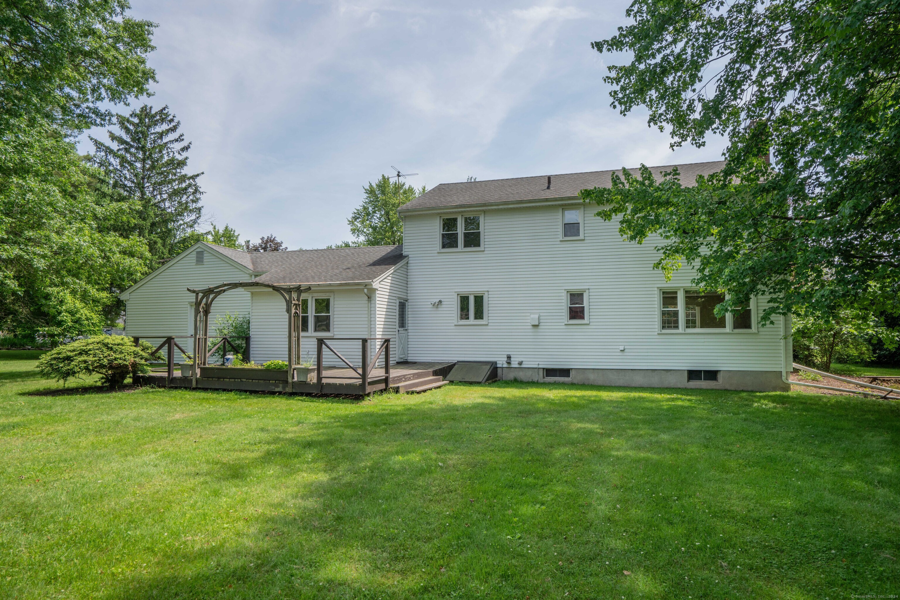 6 Mallard Drive