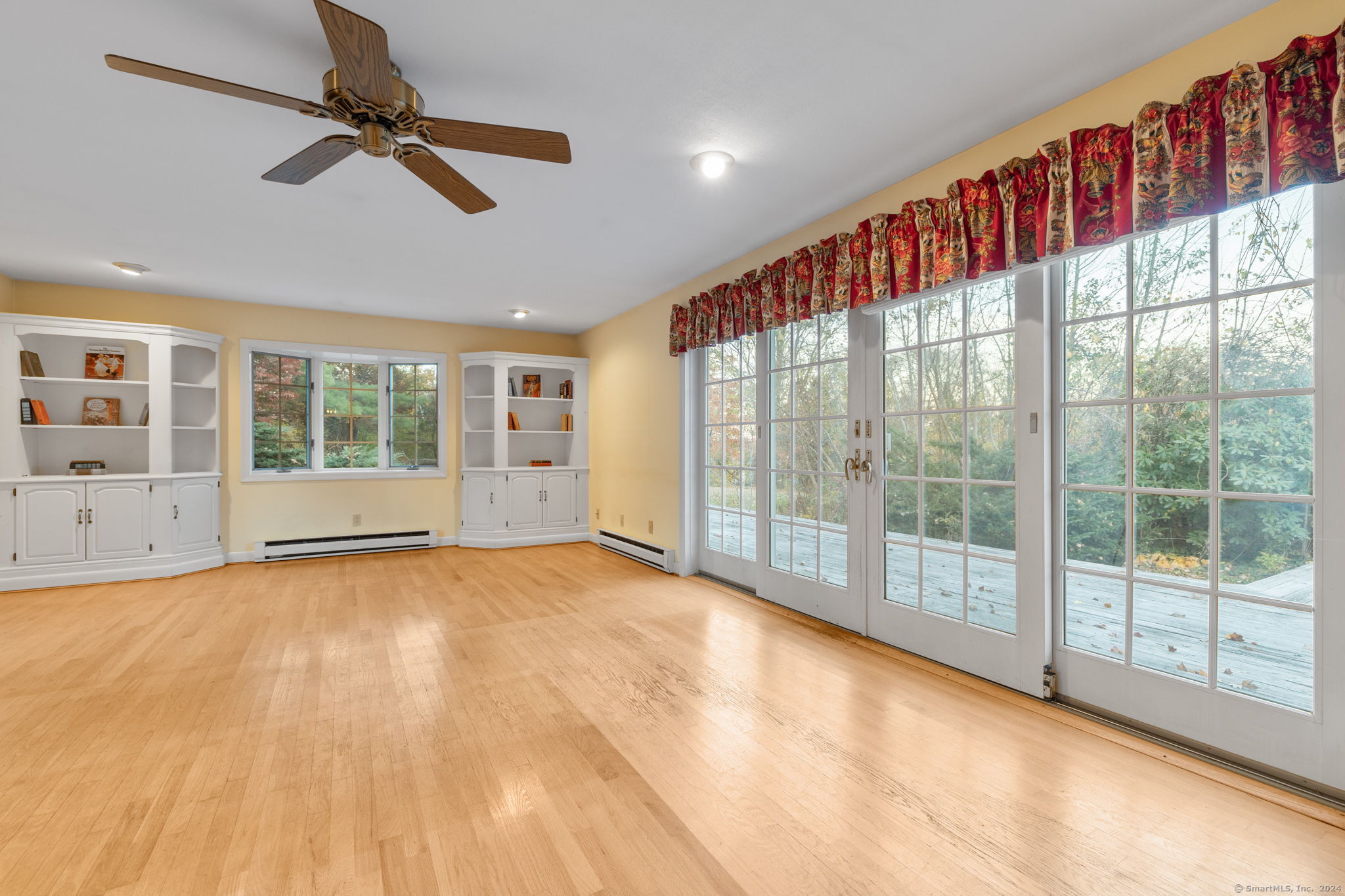 12 Grant Hill Road