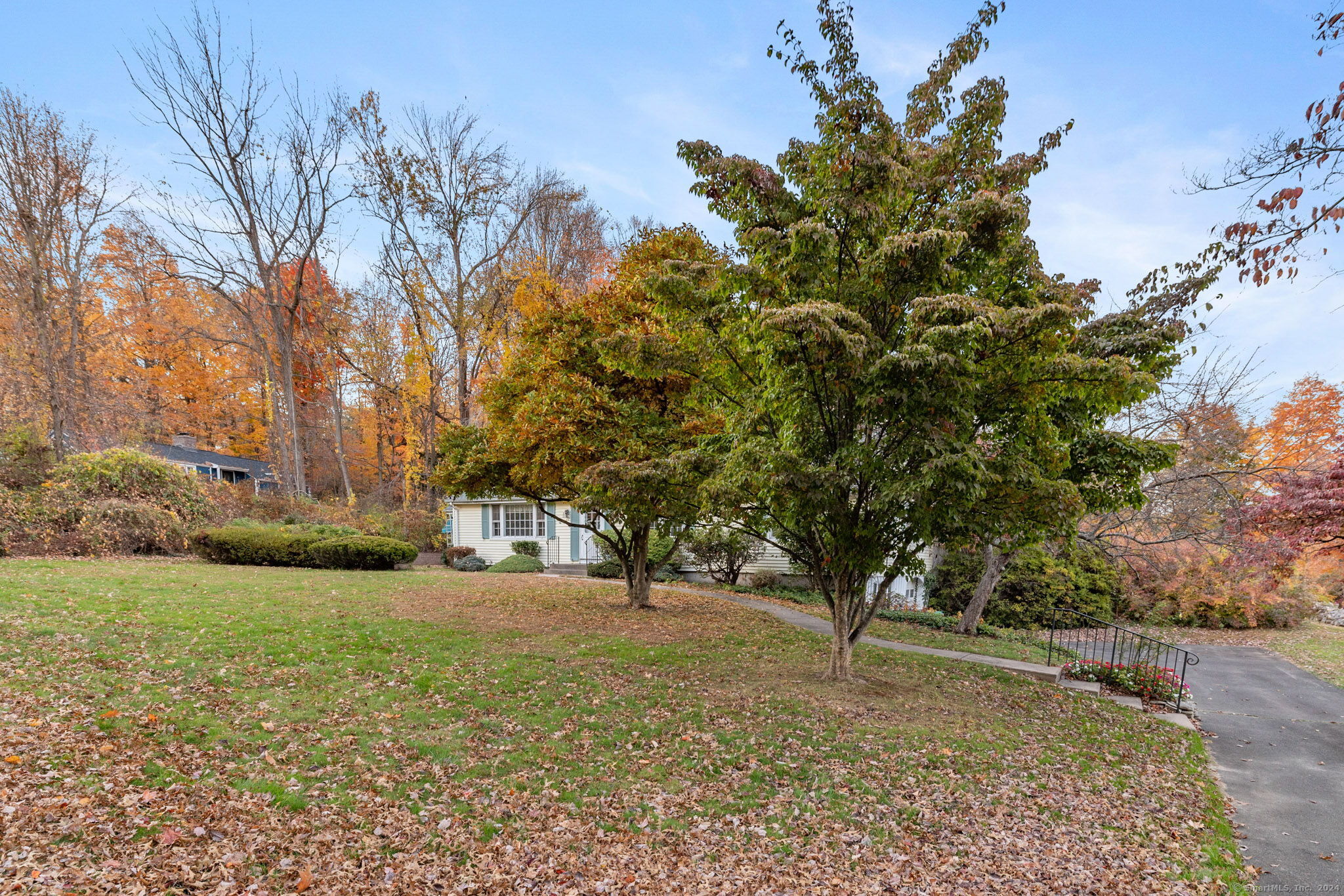 12 Grant Hill Road