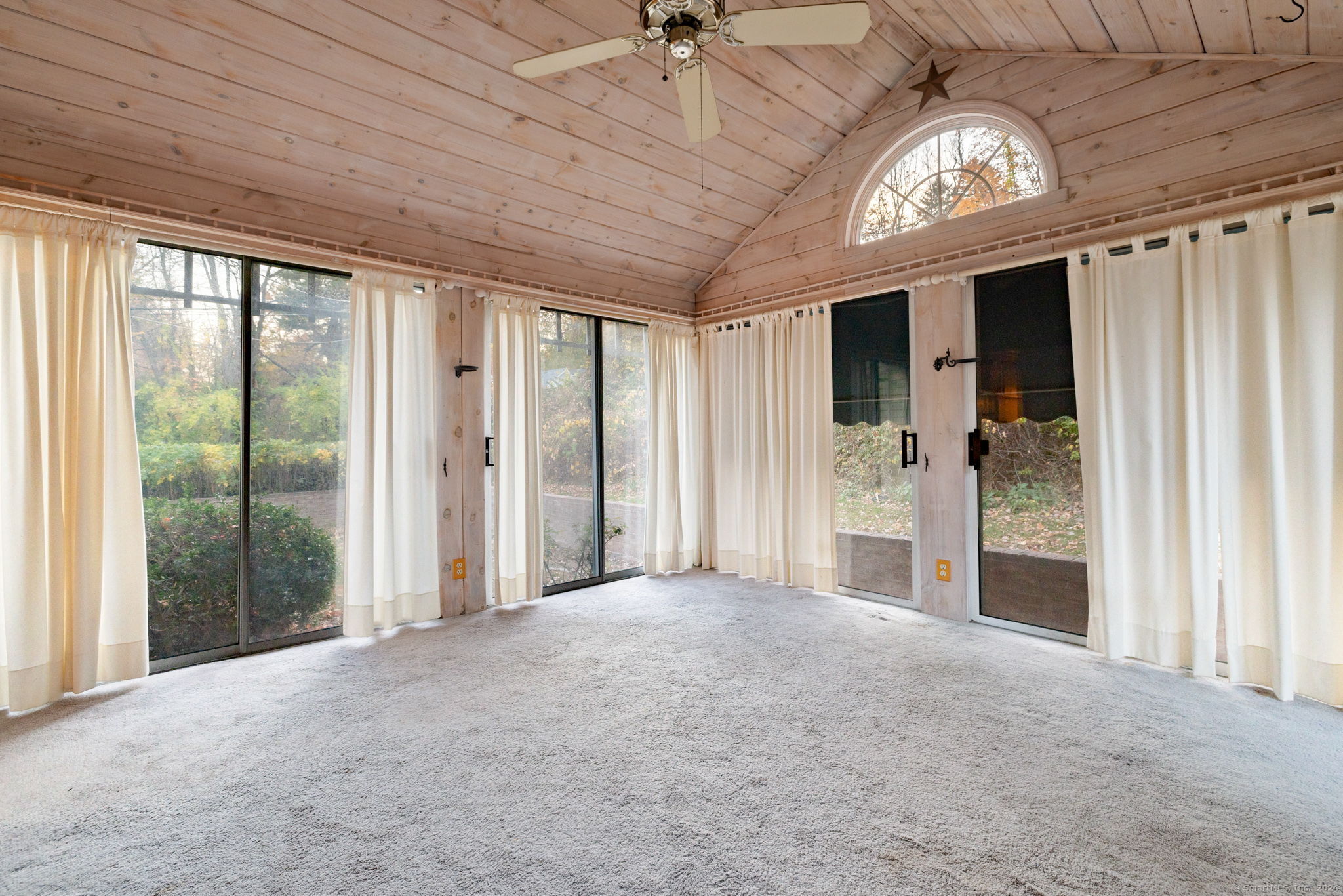 12 Grant Hill Road