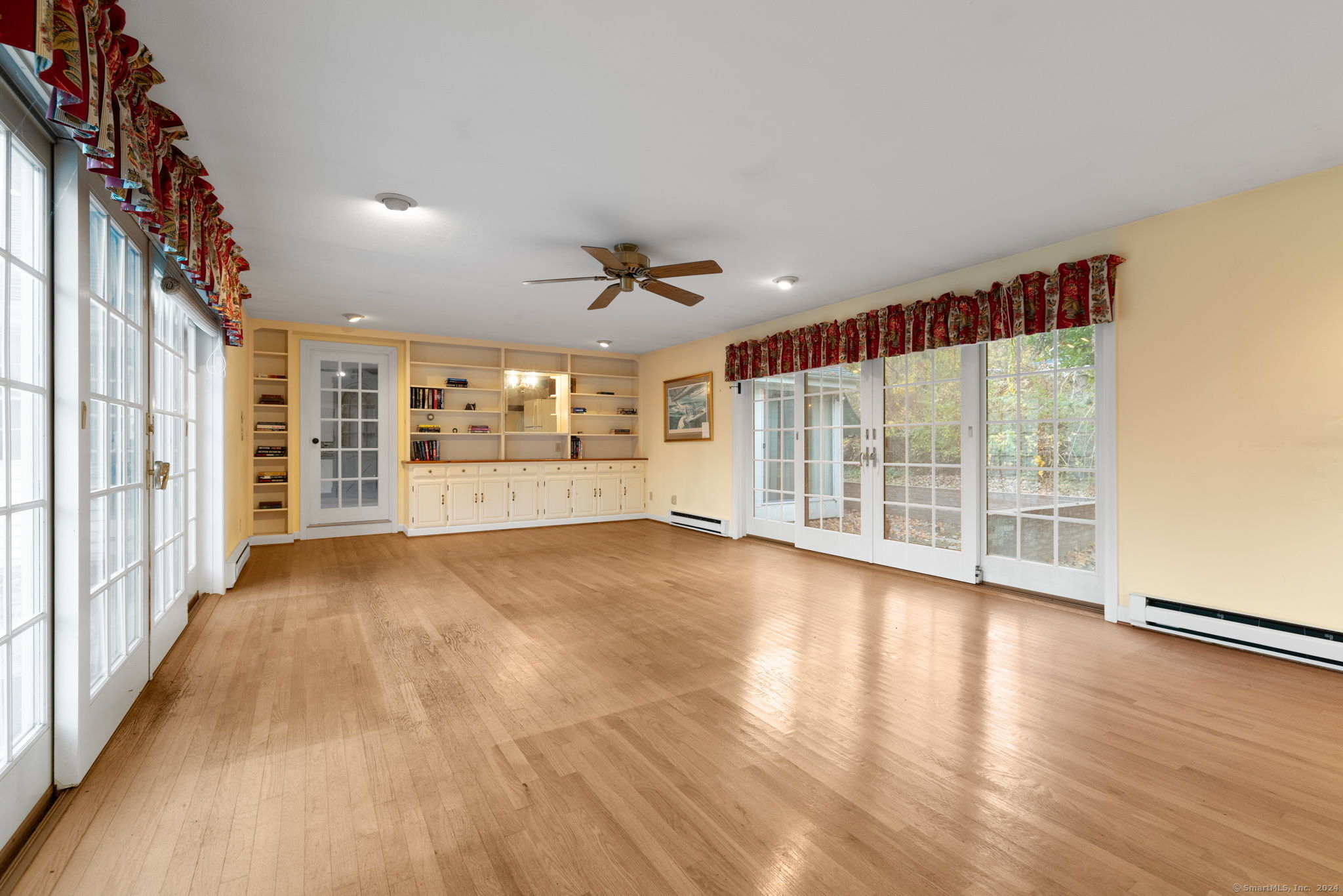 12 Grant Hill Road