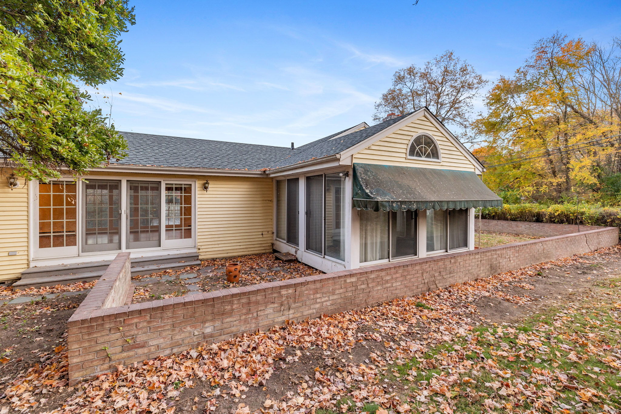 12 Grant Hill Road
