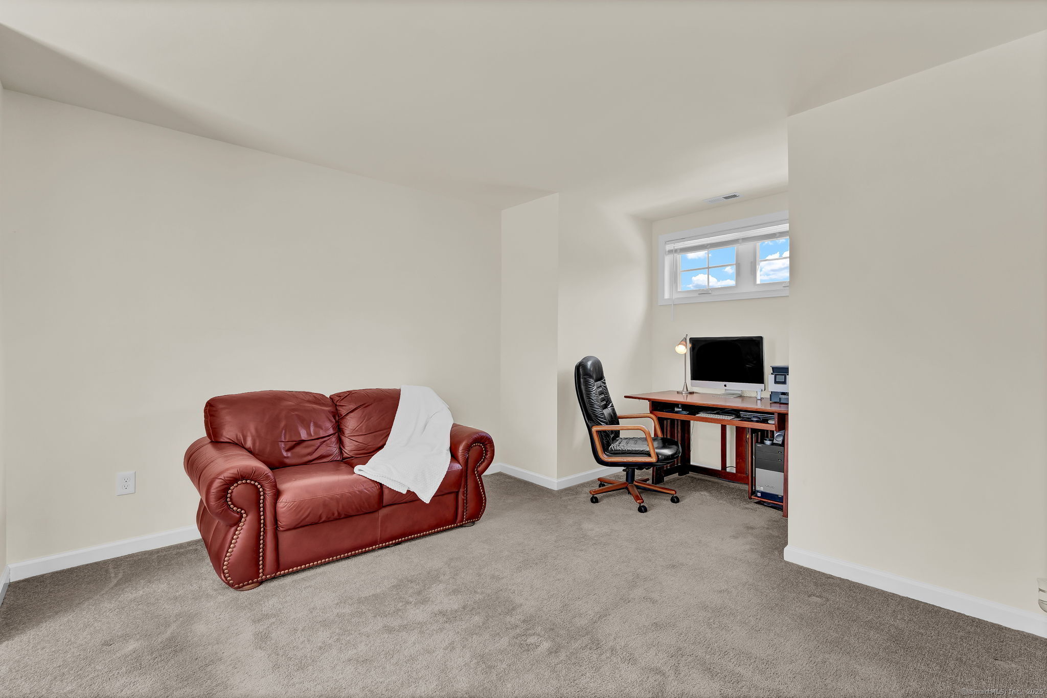 92 Cambridge Court 92