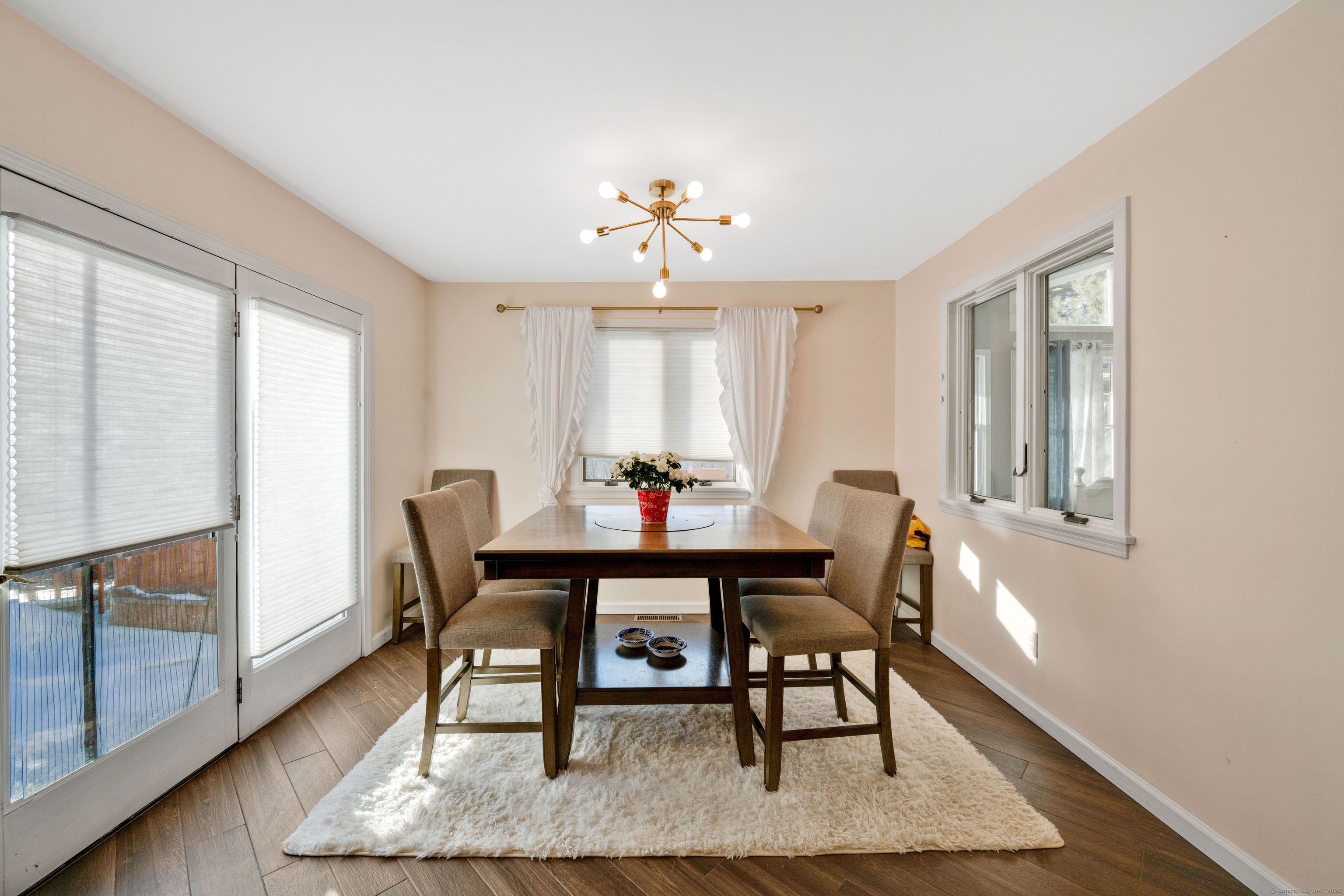 48 Sele Drive