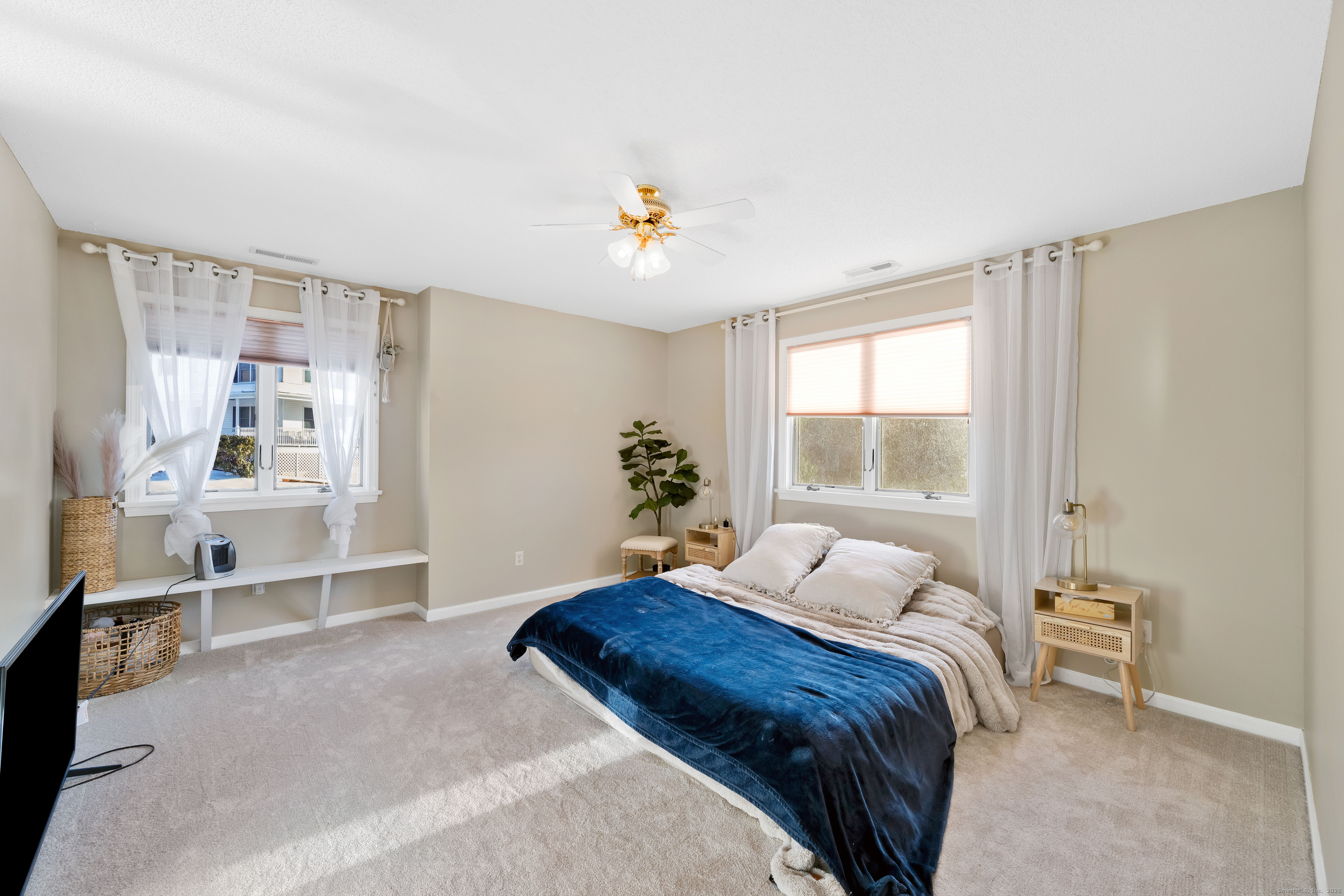48 Sele Drive
