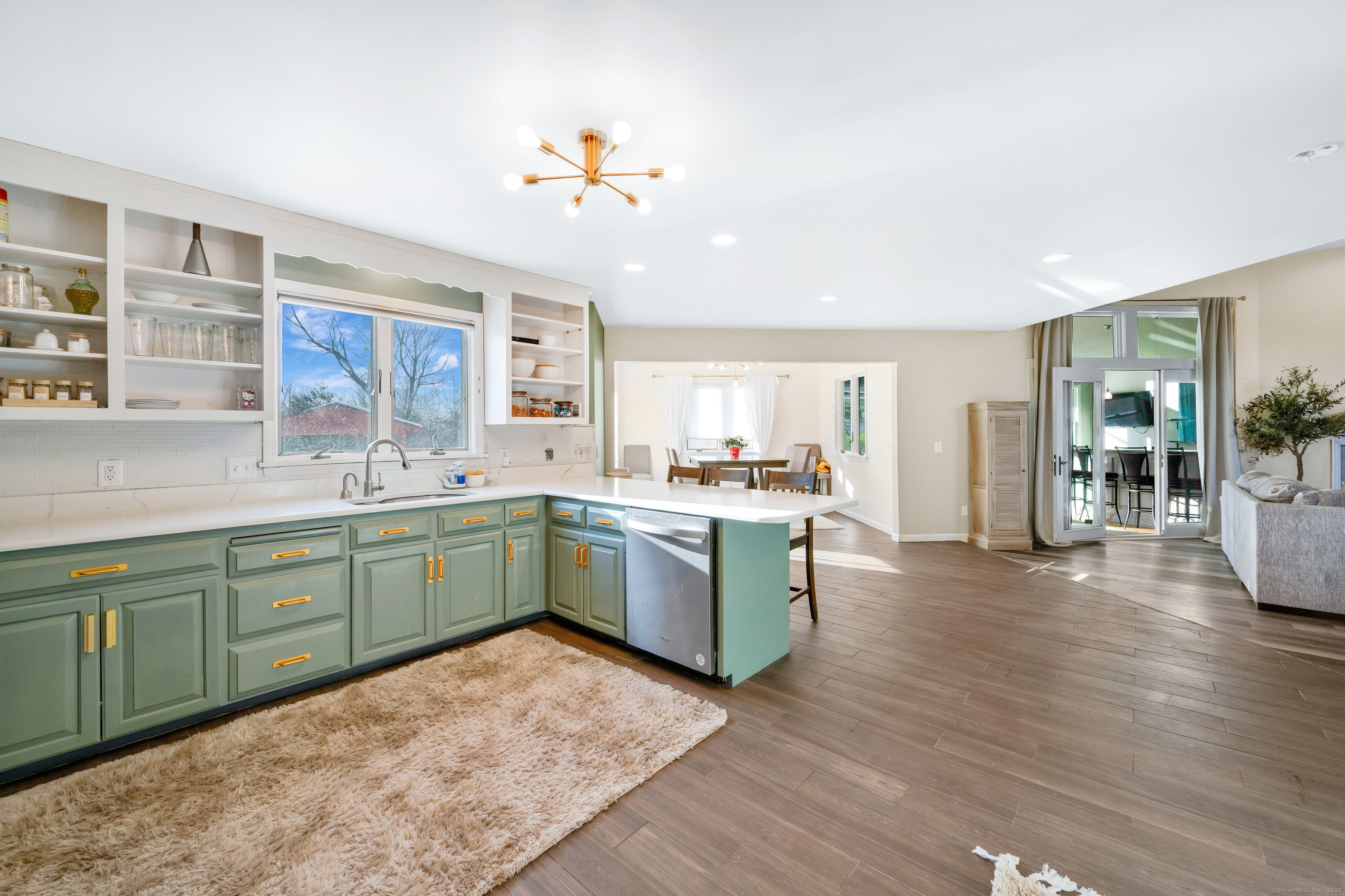 48 Sele Drive