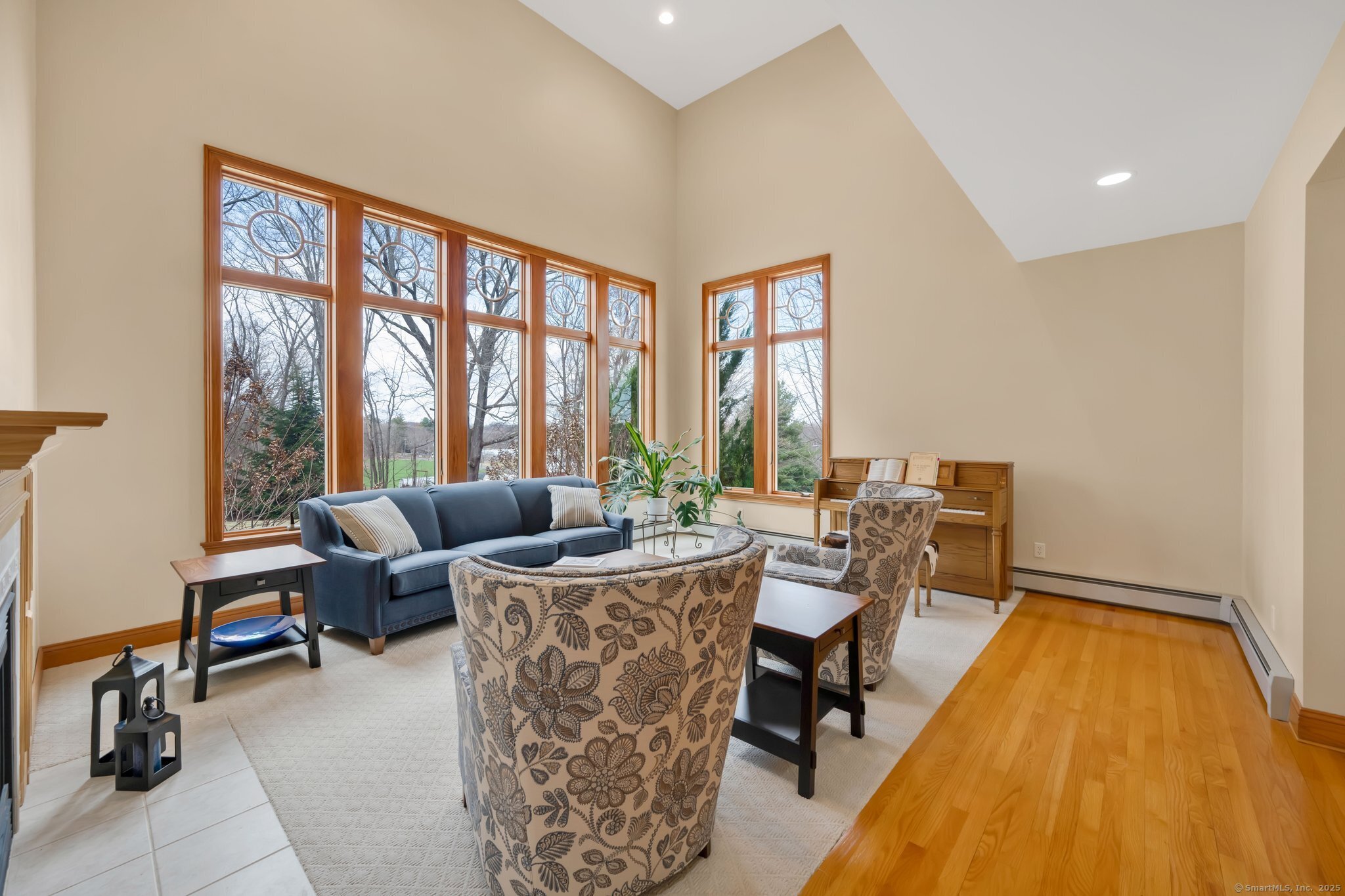 4 Jonathan Drive