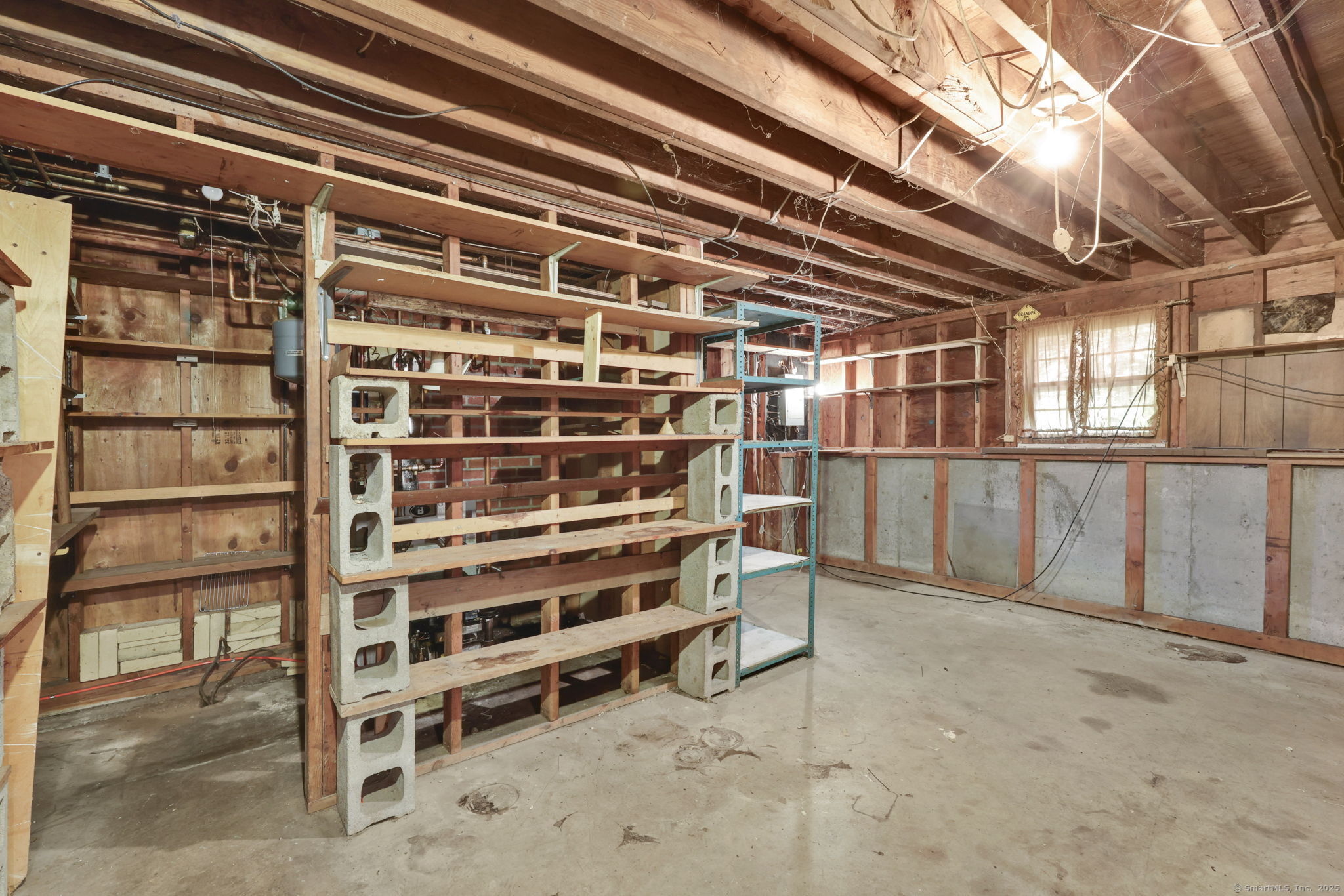 751 West Avon Road