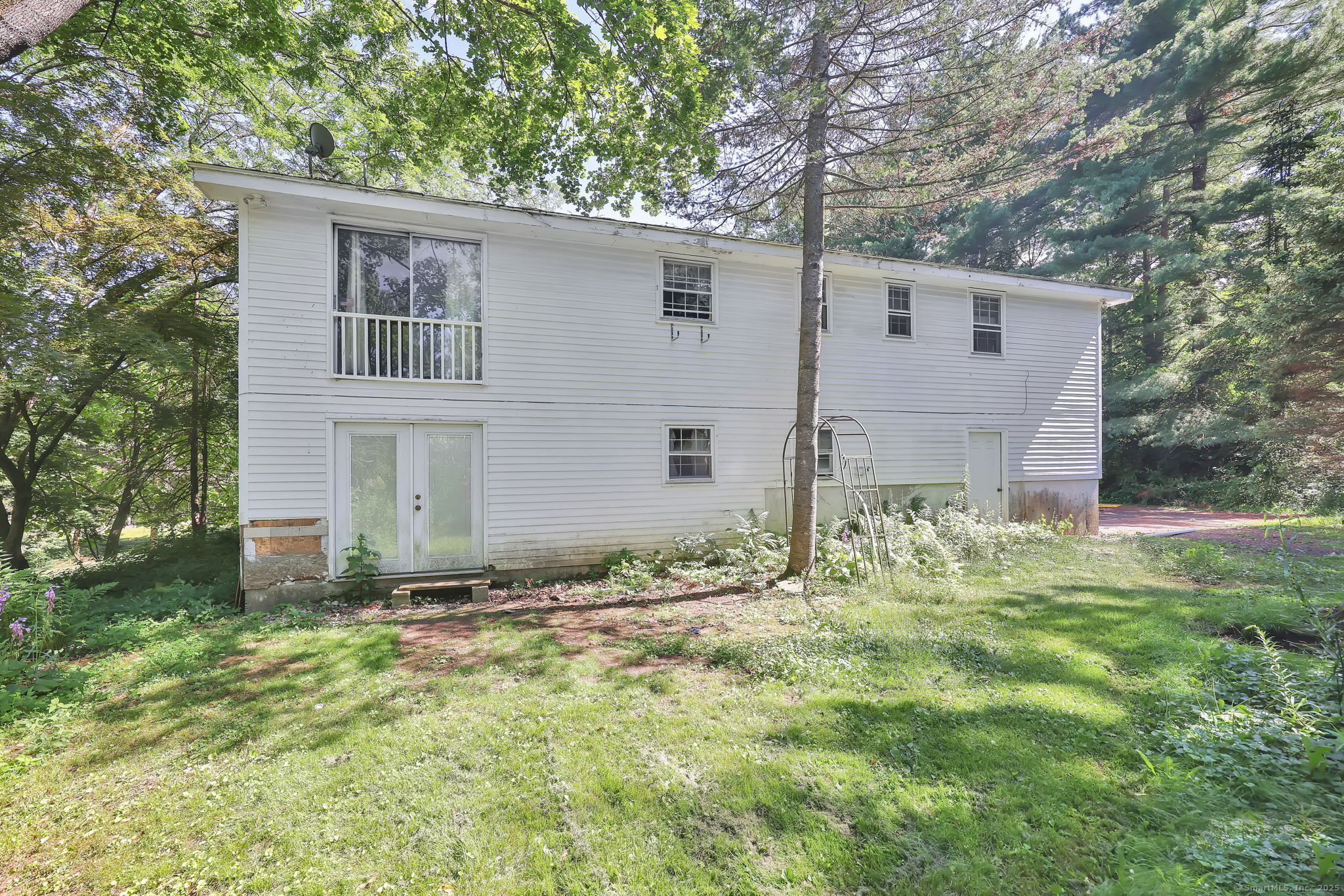 751 West Avon Road