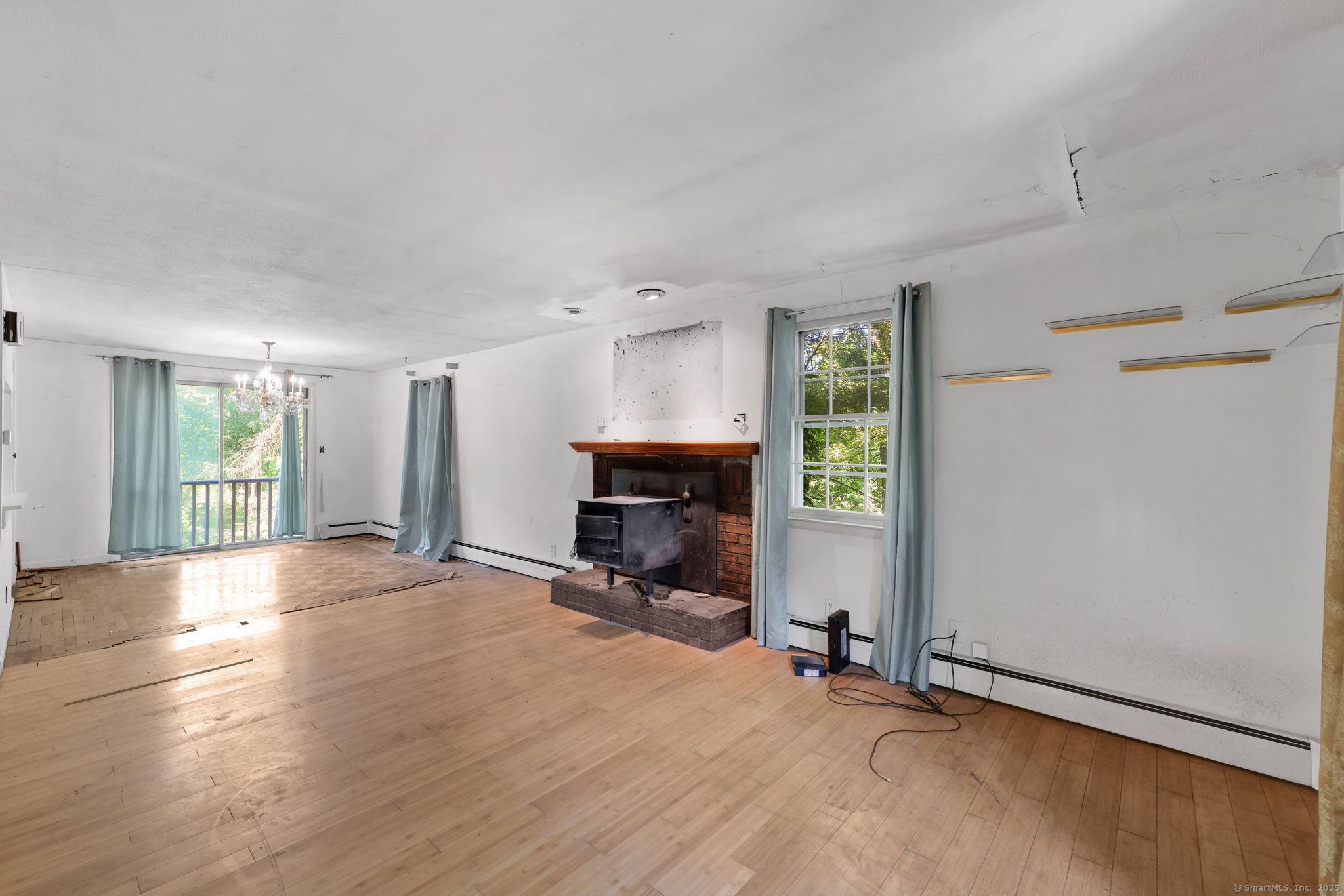 751 West Avon Road