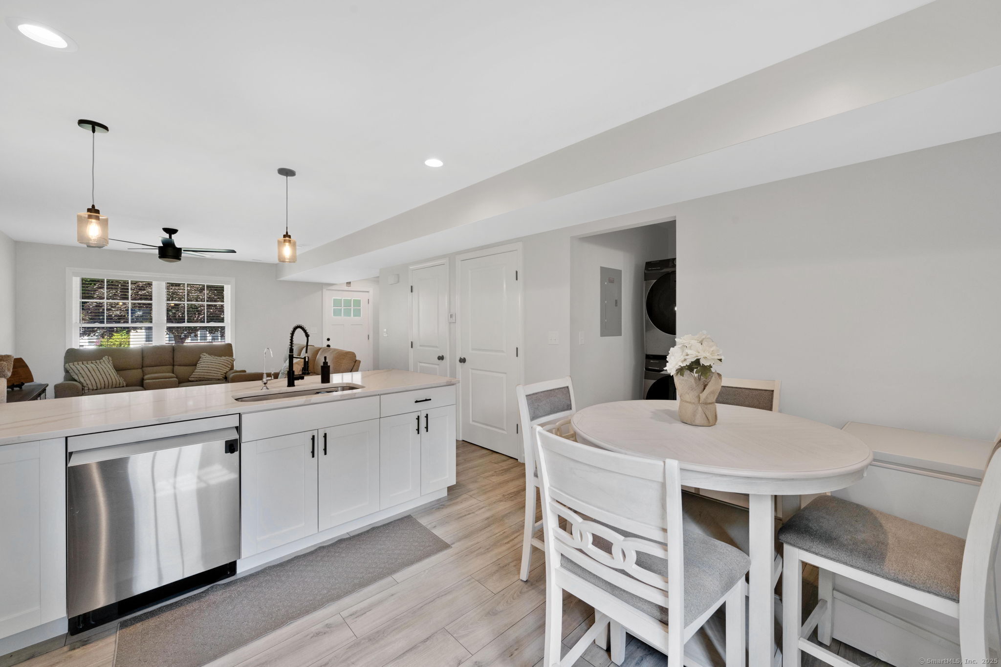 115 South St Extension