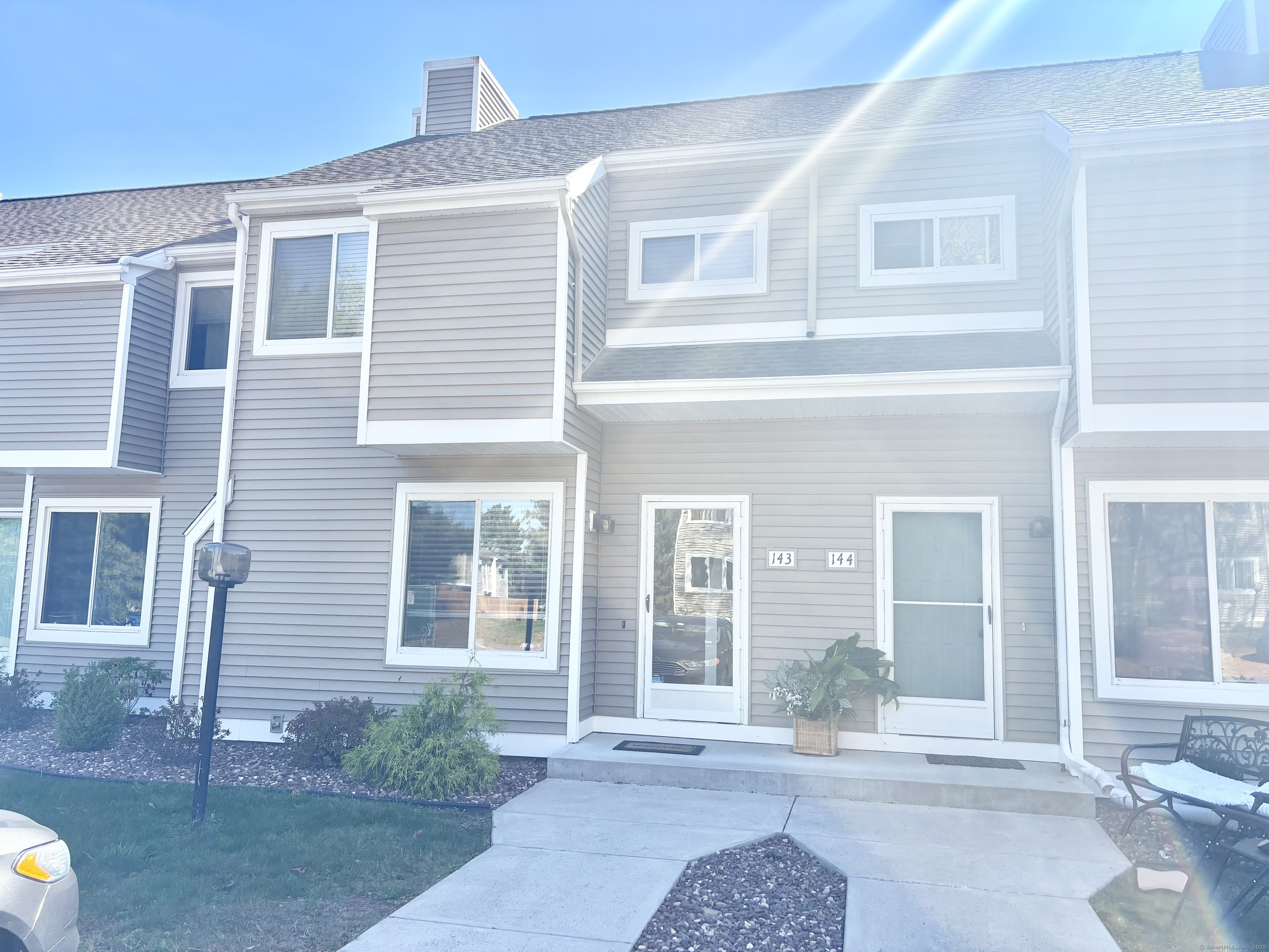 60 Old Town Road 143