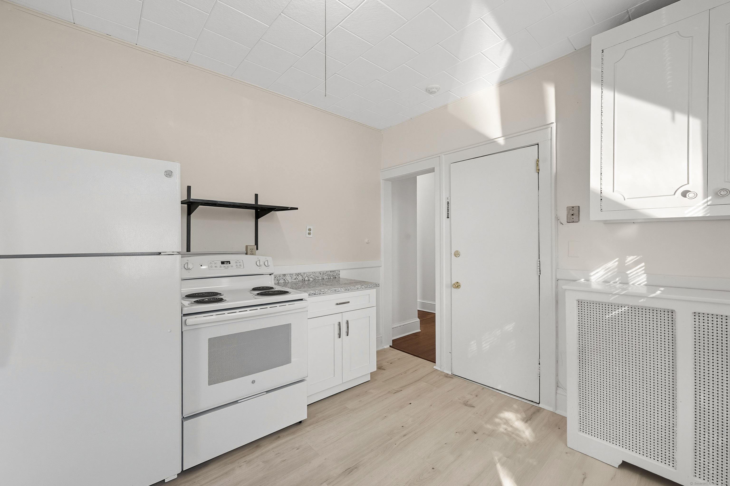 91 Maplewood Avenue 2