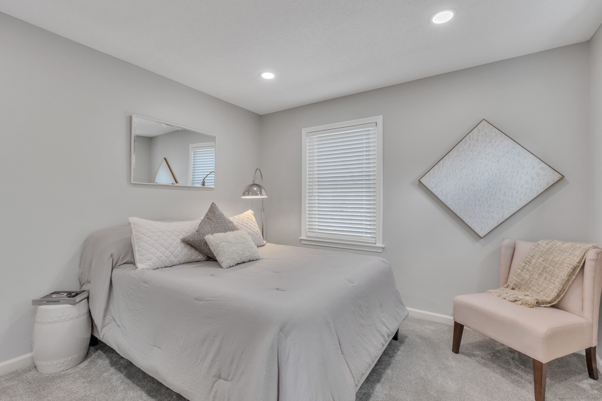 16 Maple Street 11