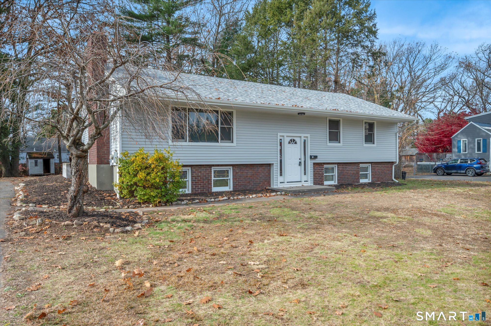84 Raffia Road