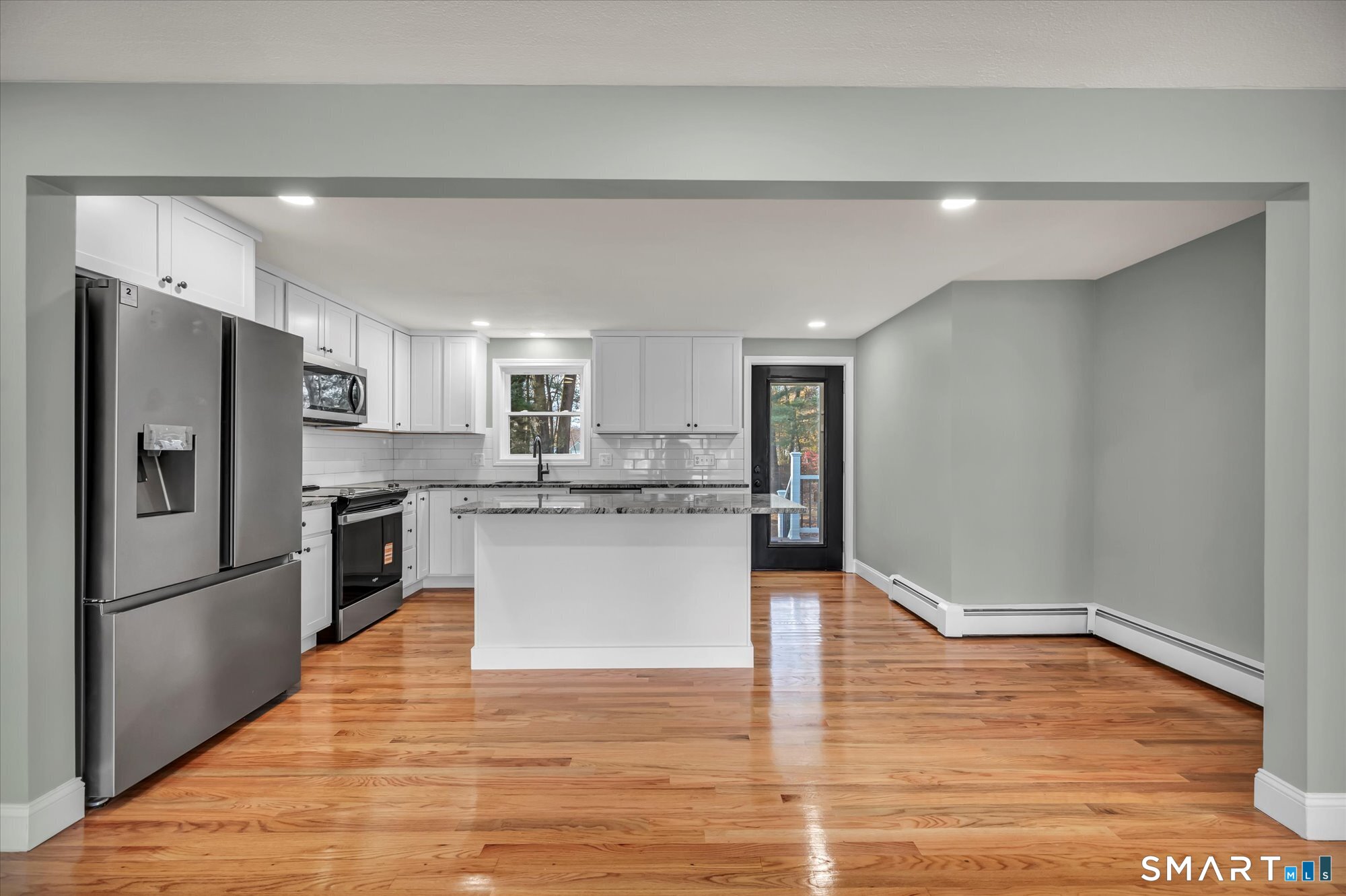 84 Raffia Road