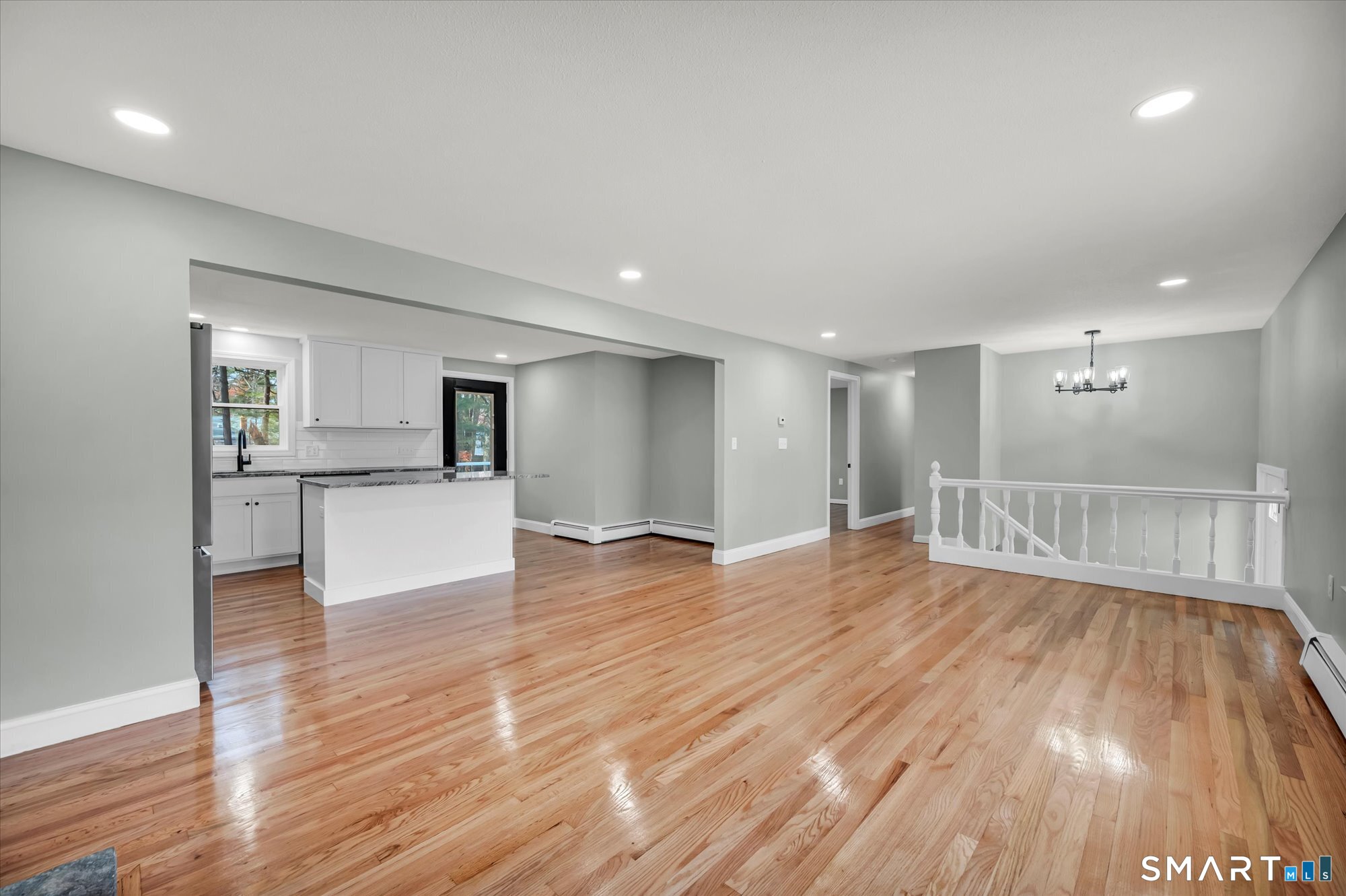 84 Raffia Road