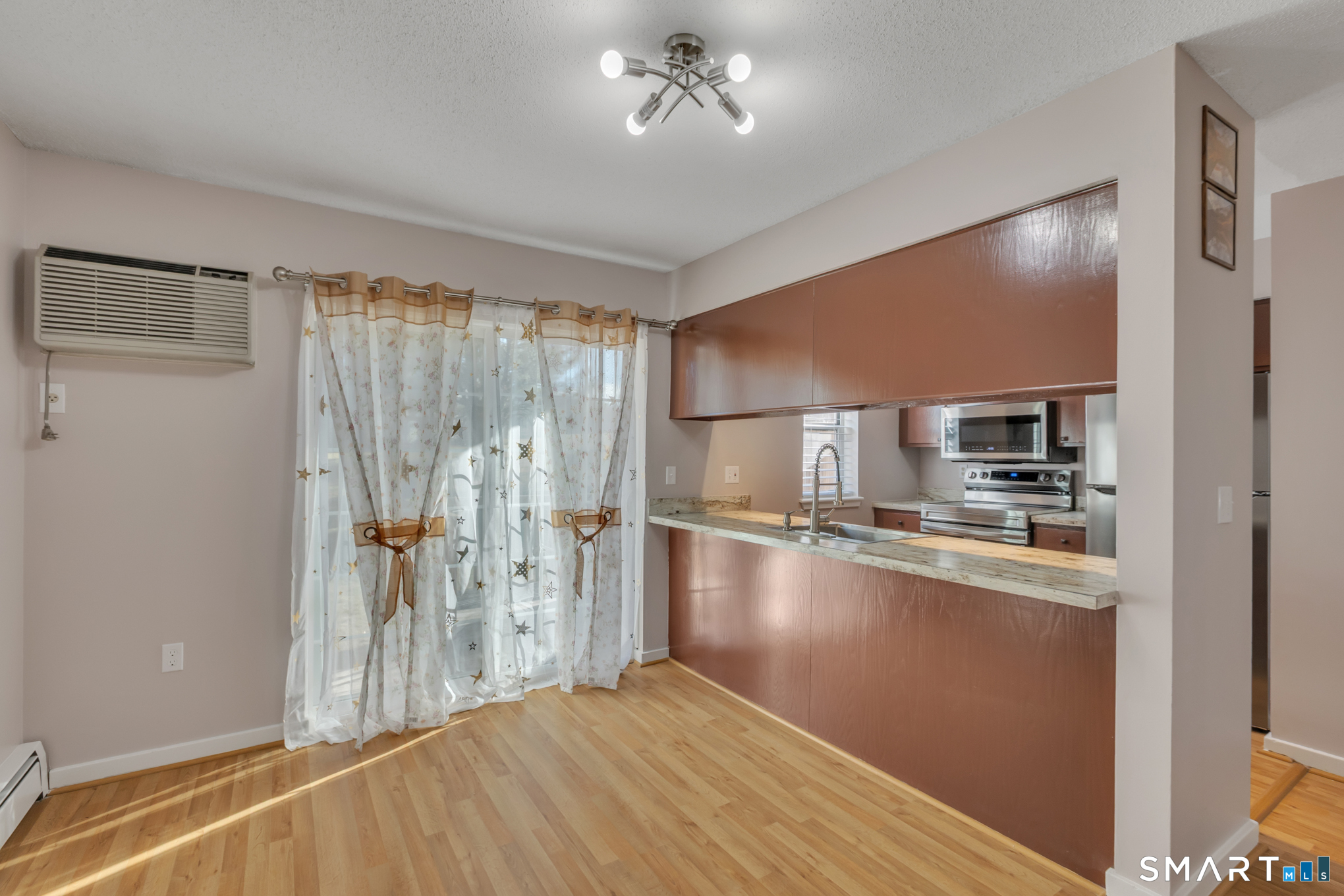 60 Old Town Road 143