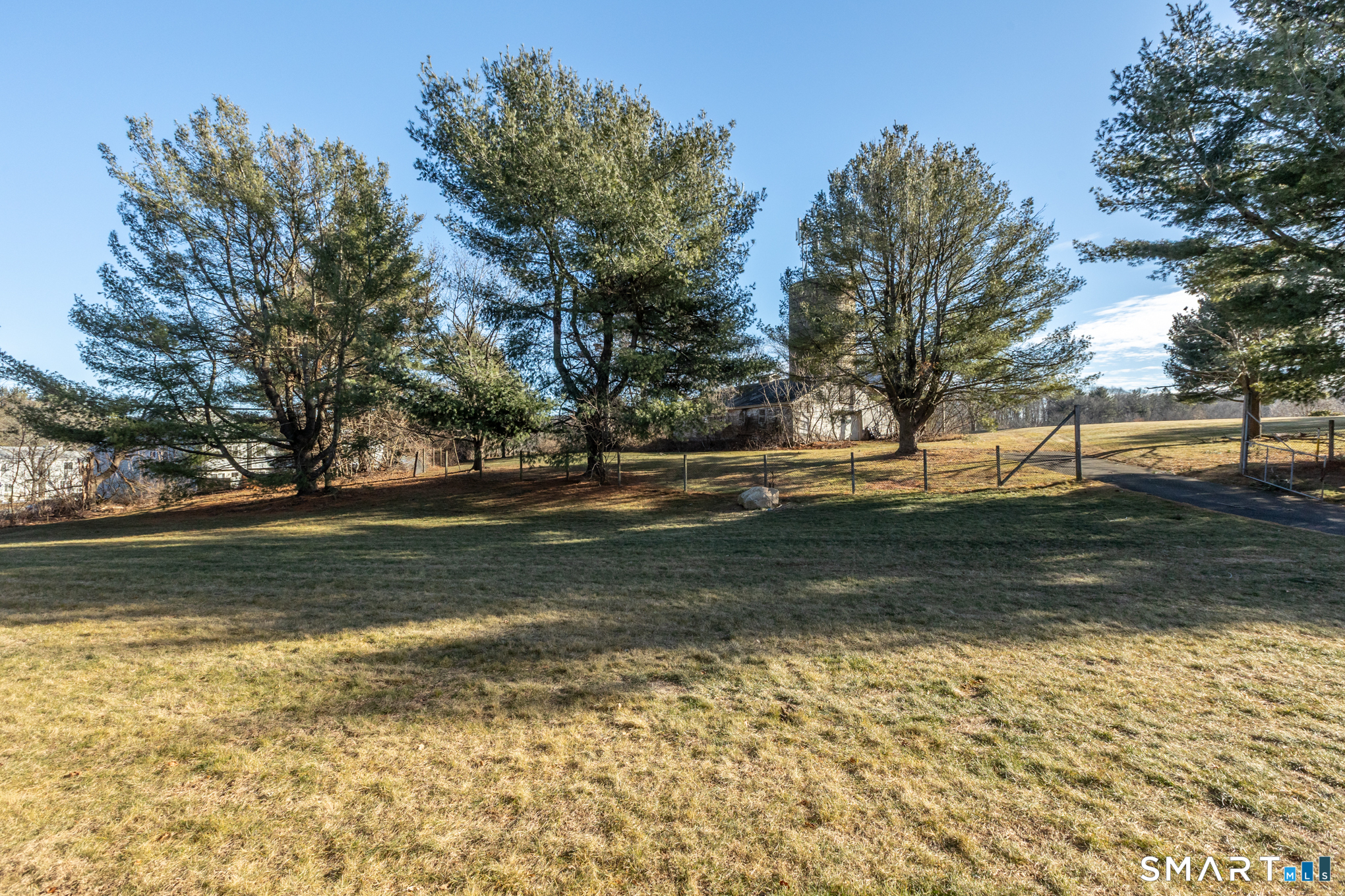 60 Old Town Road 143