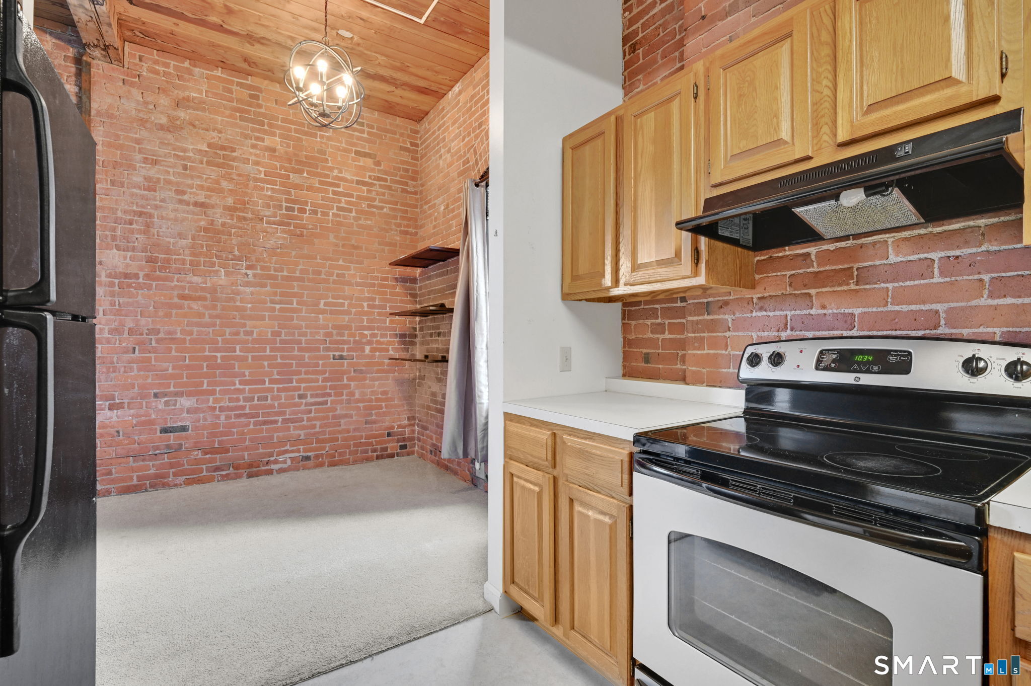 16 Vernon Avenue 50