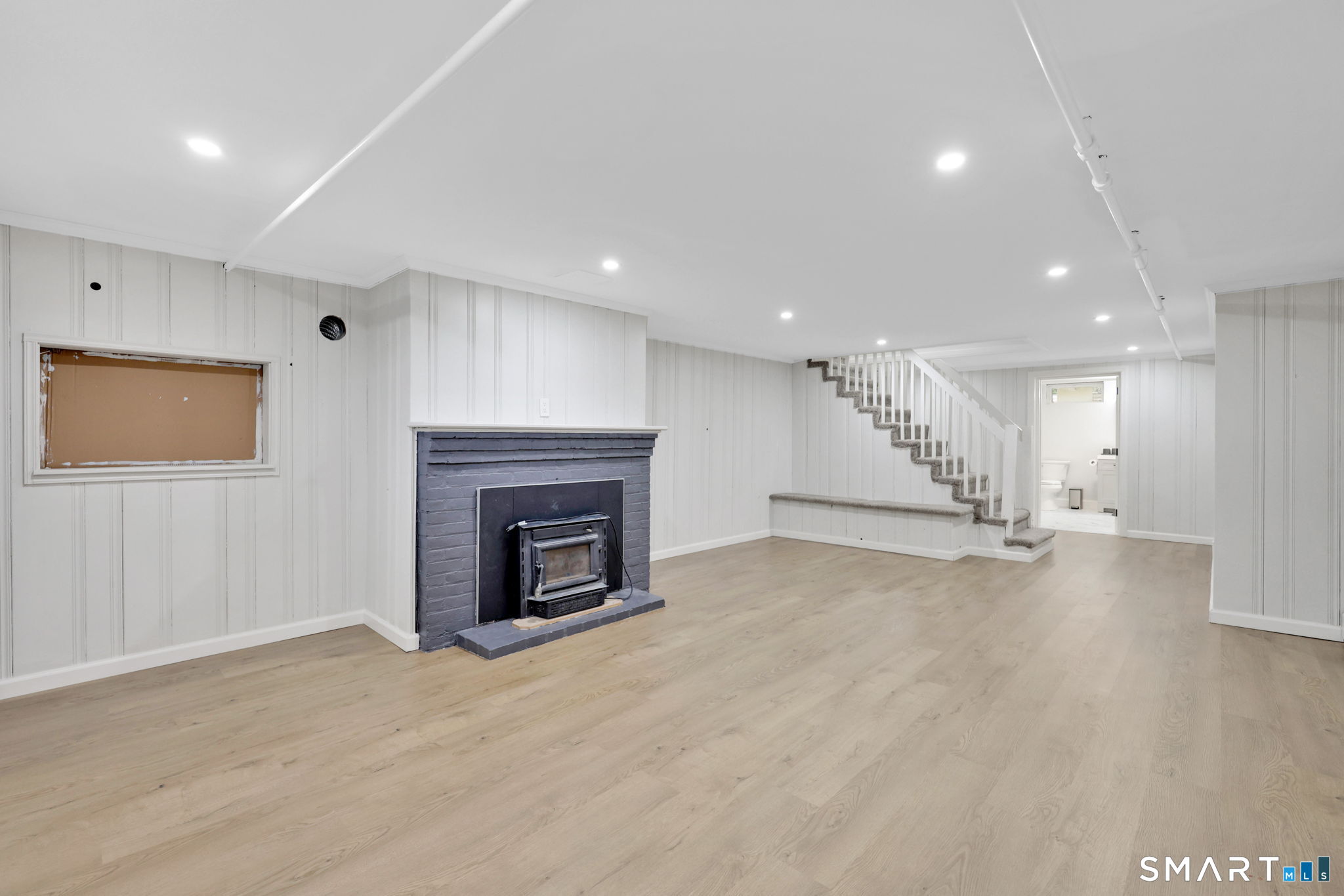 359 Oakland Road