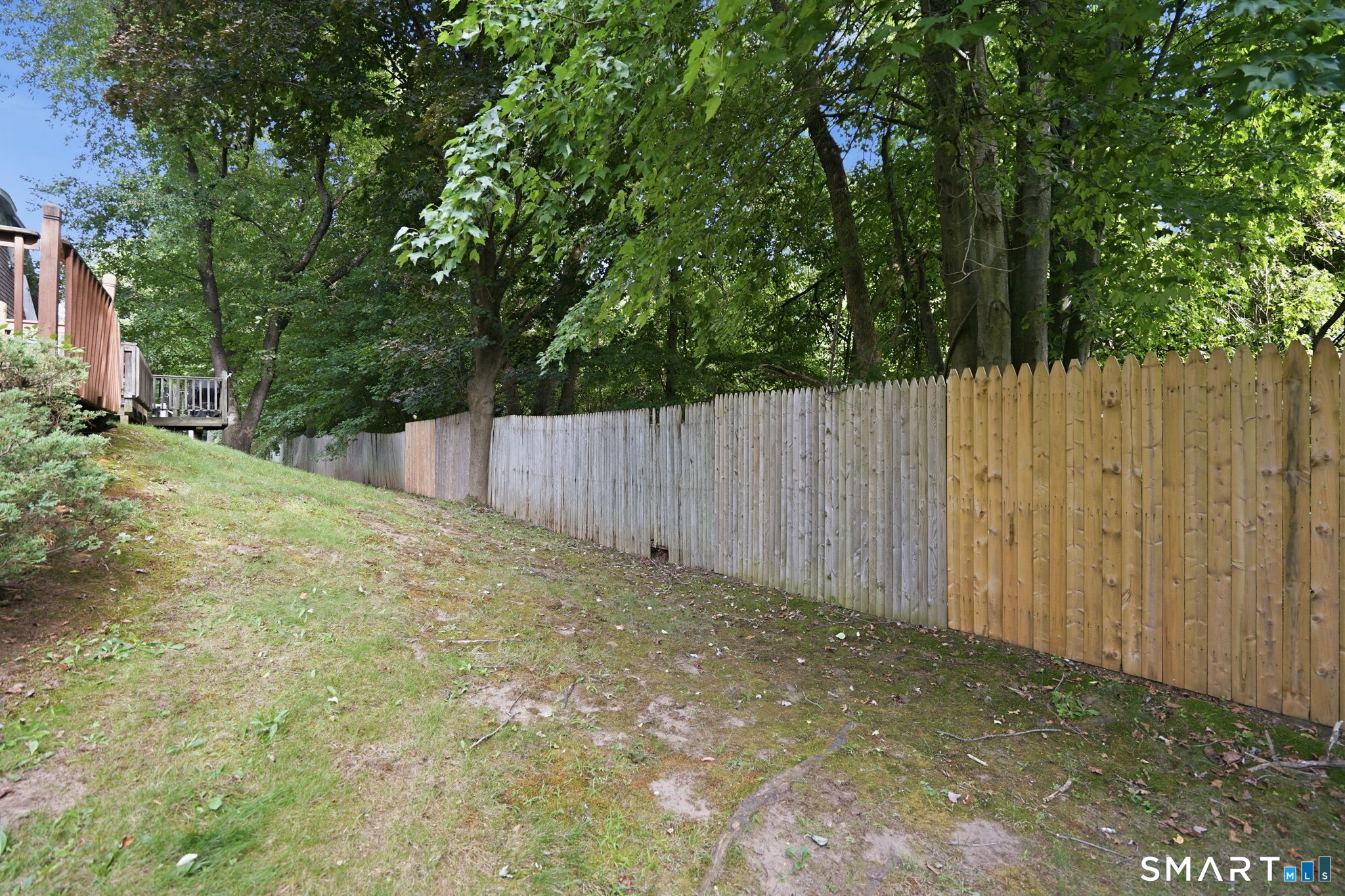 18 Northbrook Court Unit: 18