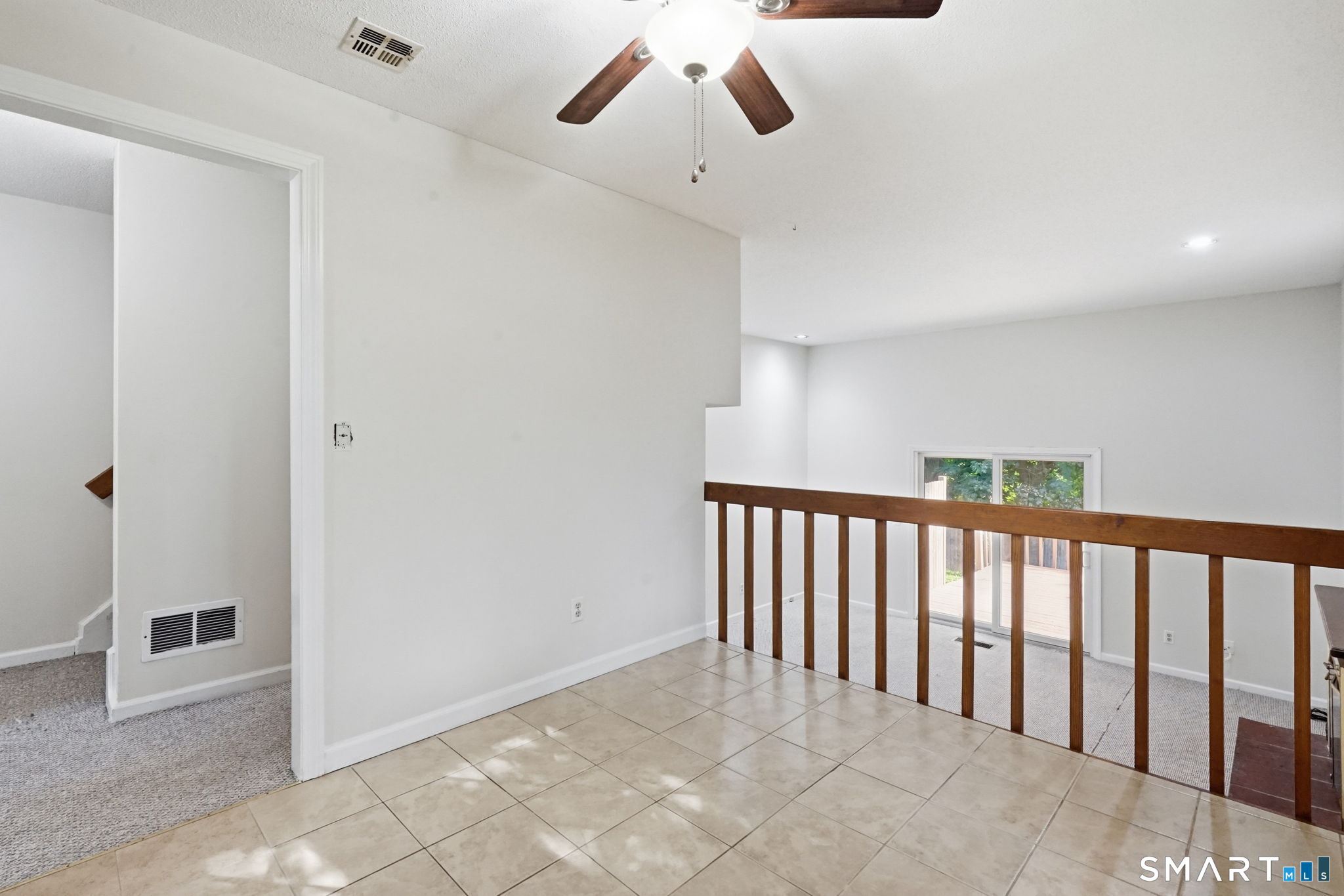18 Northbrook Court Unit: 18