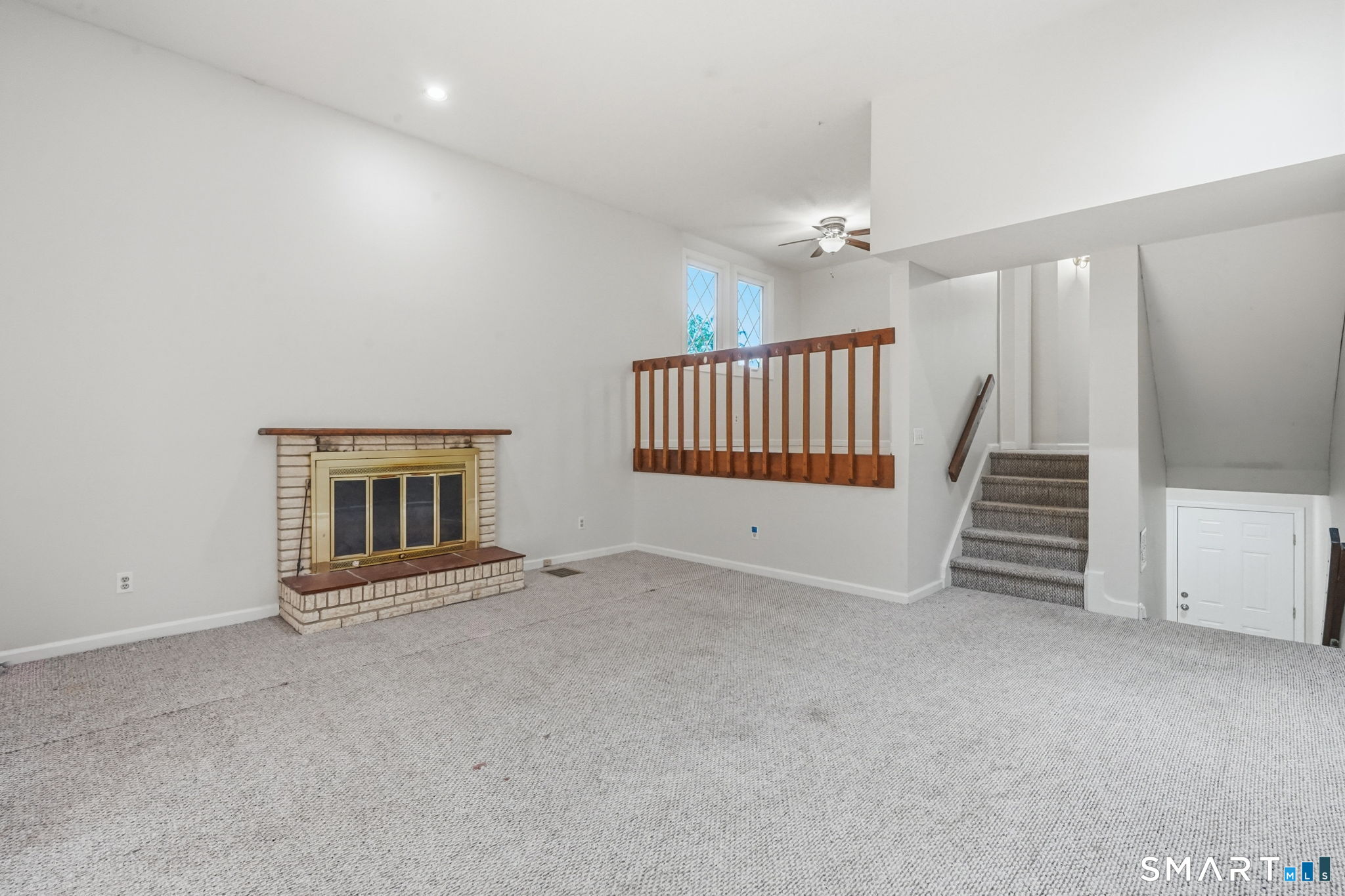18 Northbrook Court Unit: 18