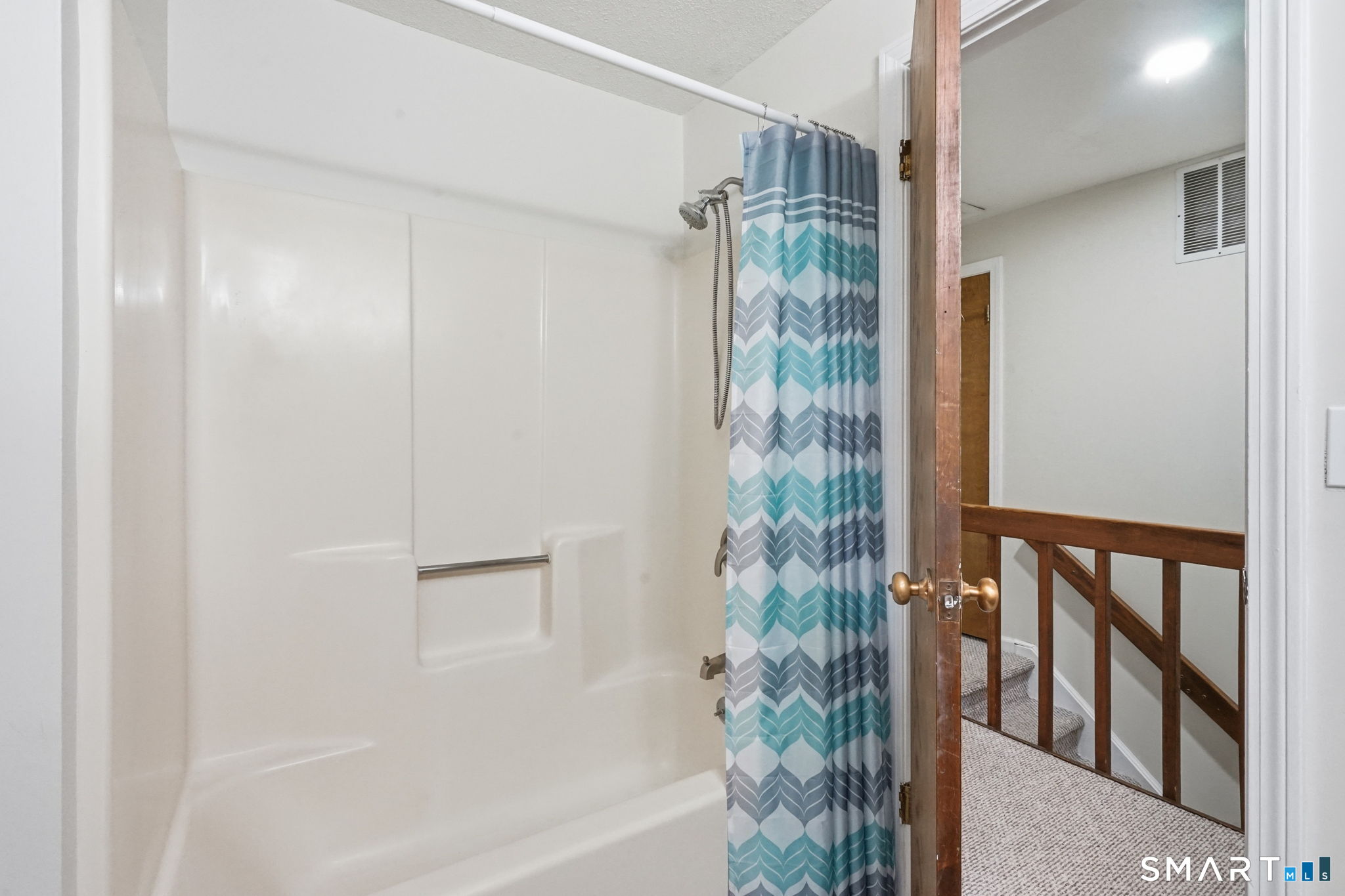18 Northbrook Court Unit: 18