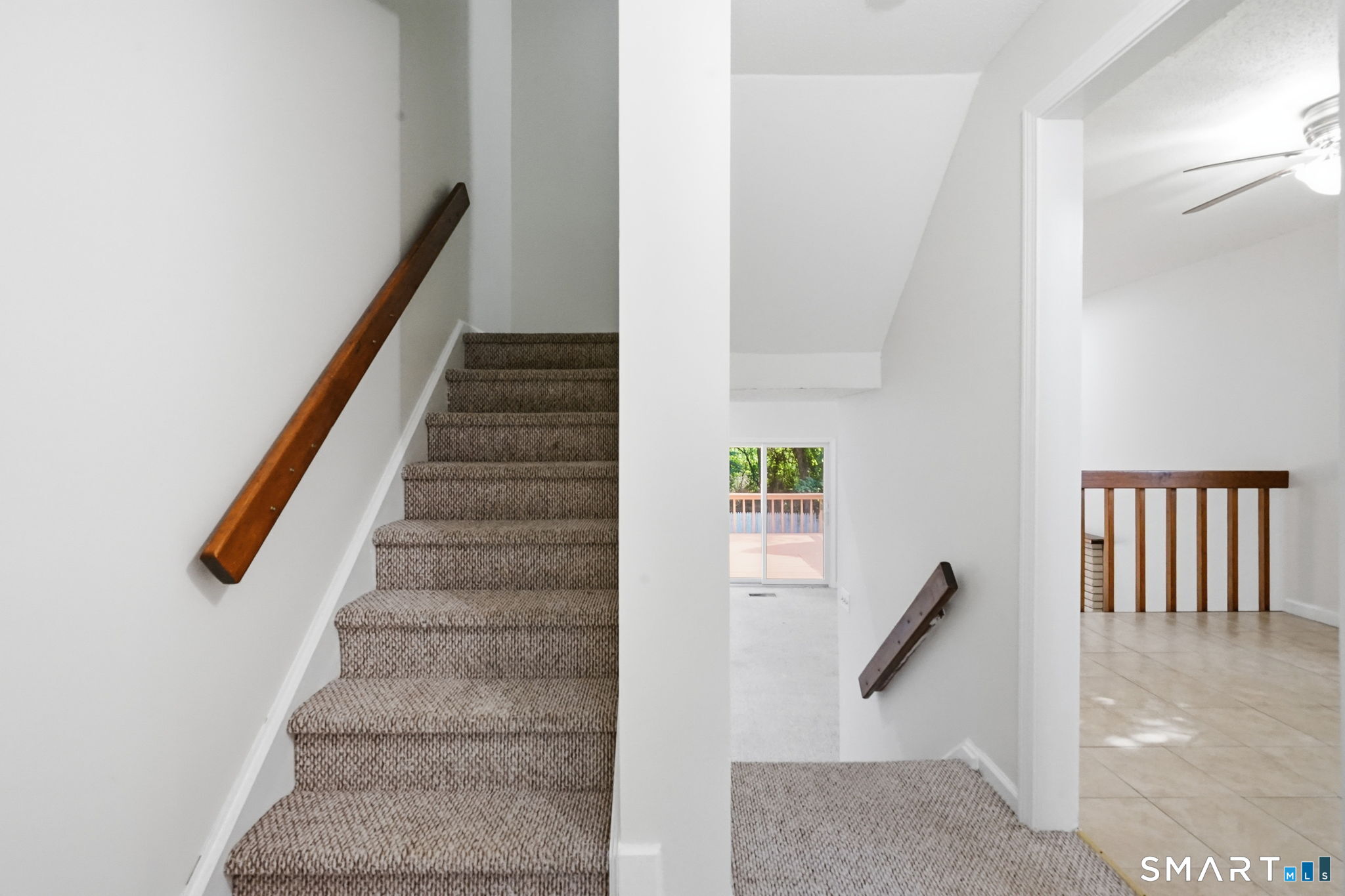 18 Northbrook Court Unit: 18