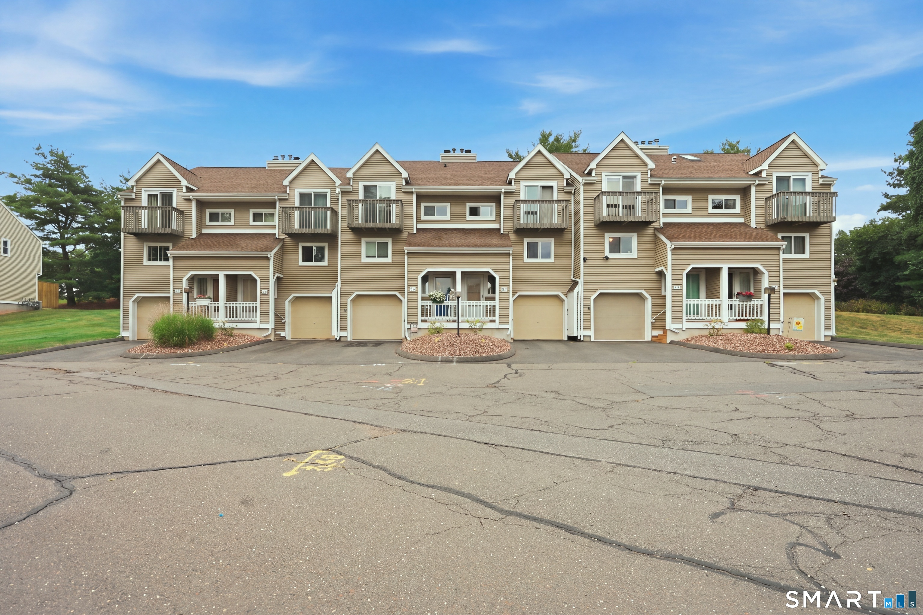 60 Old Town Road Unit: 157