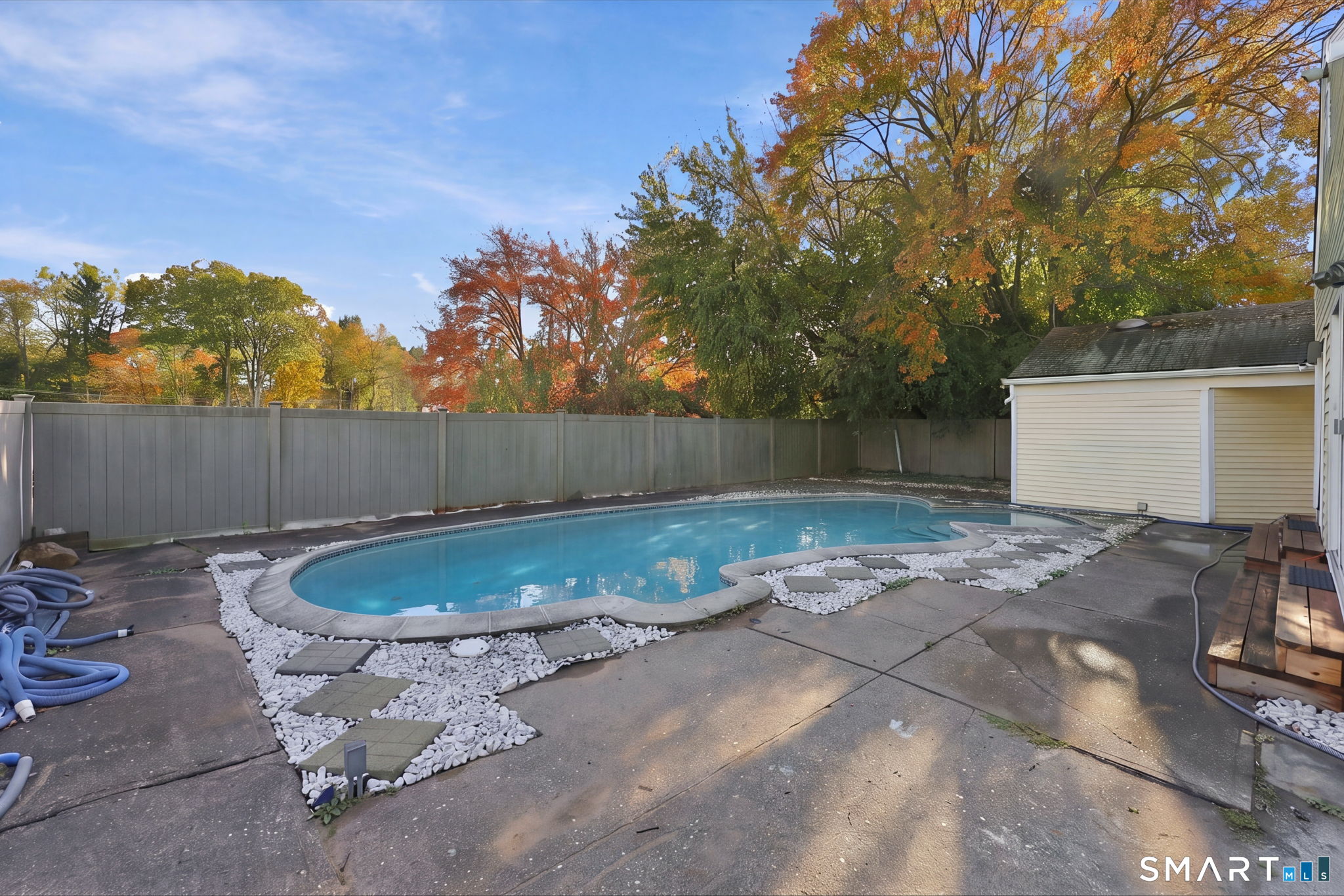 1121 Tolland Street