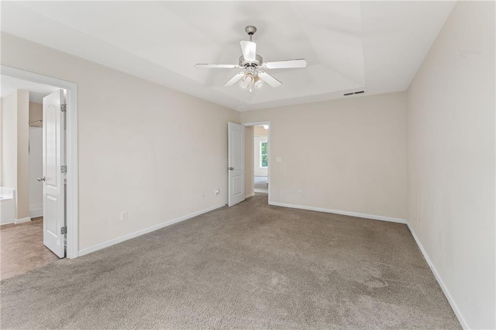 5960 Castlegate Drive