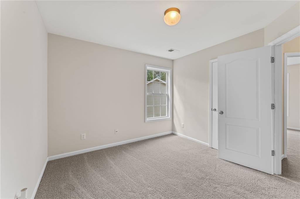 5960 Castlegate Drive