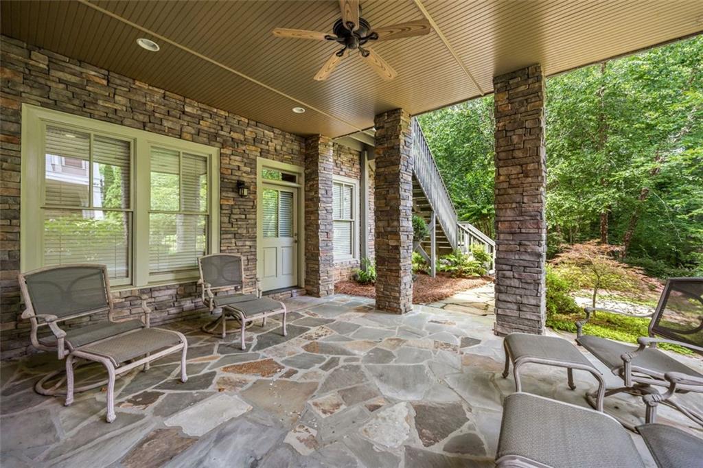 799 Barrett Village Lane NW