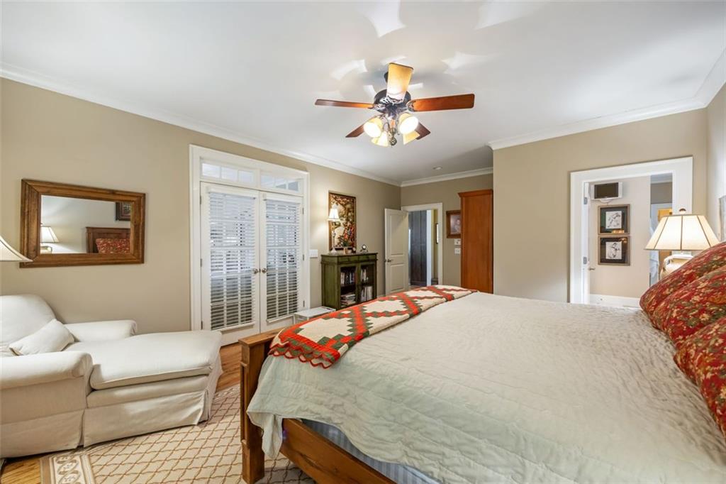 799 Barrett Village Lane NW