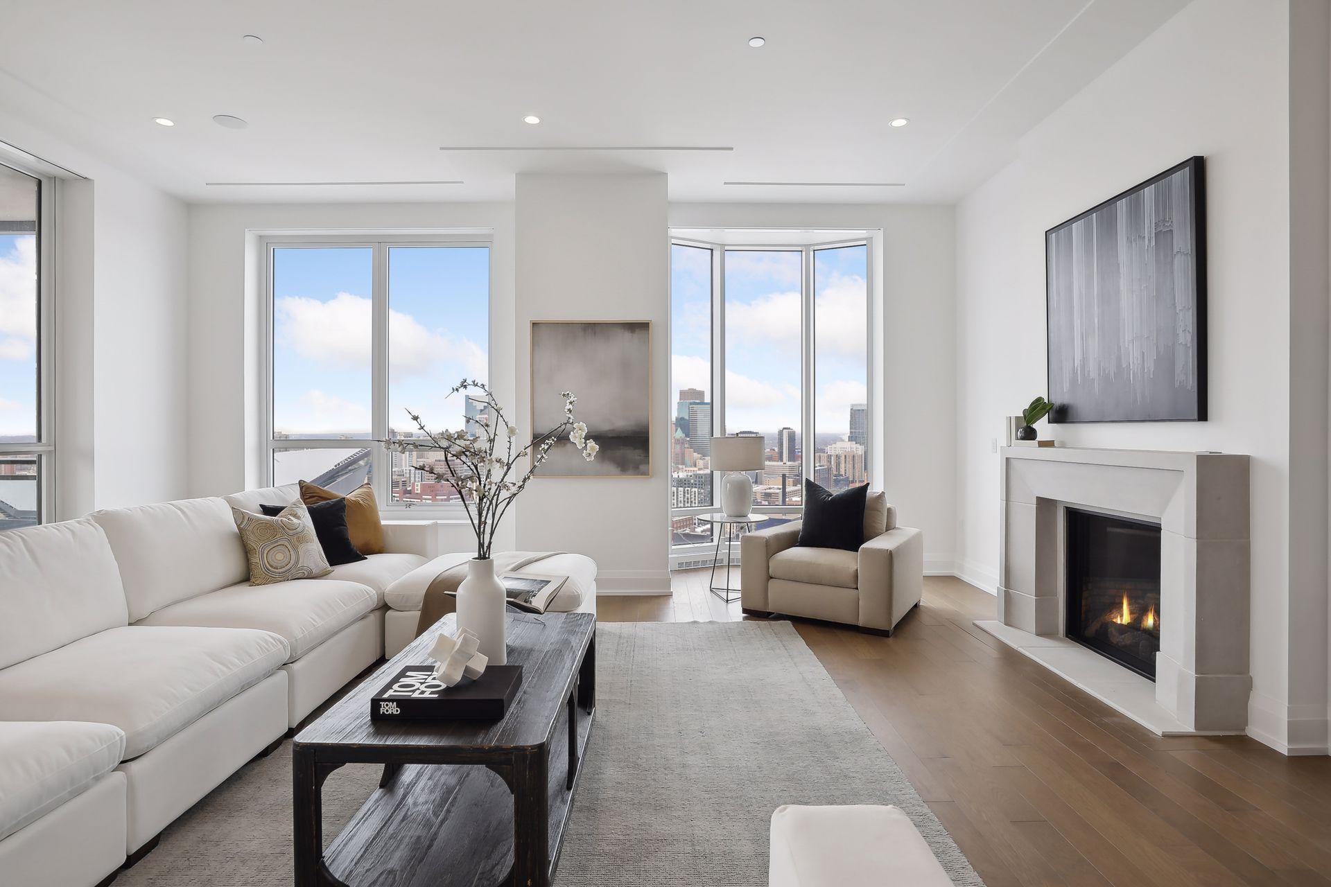 1111 W River Parkway Unit: 29B