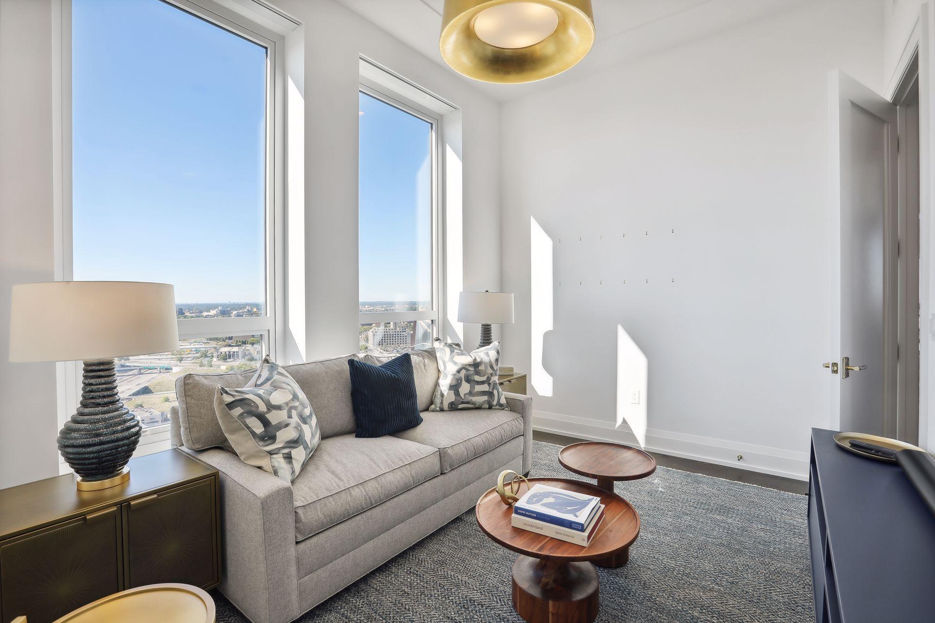 1111 W River Parkway Unit: 27B