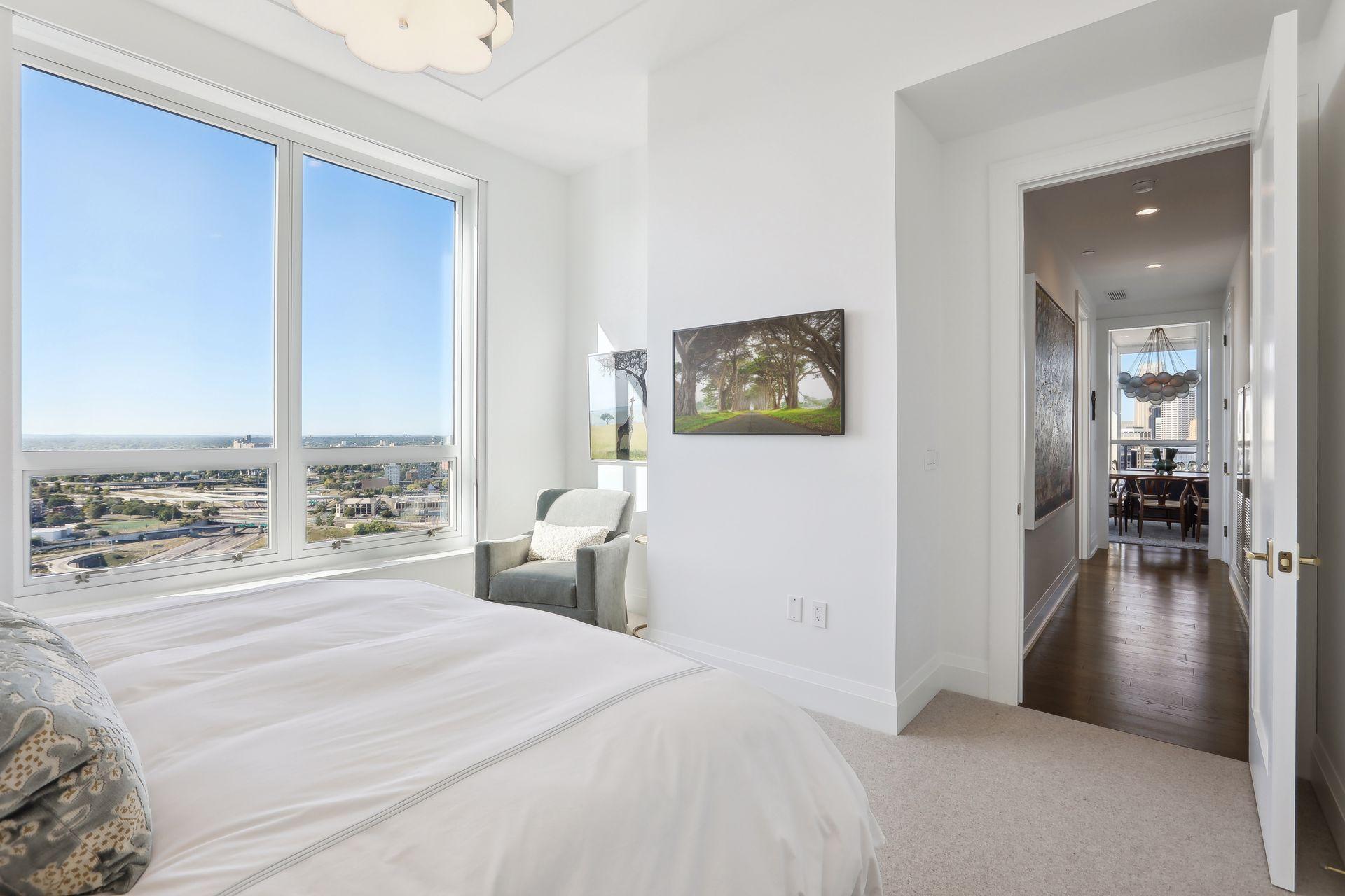 1111 W River Parkway Unit: 27B