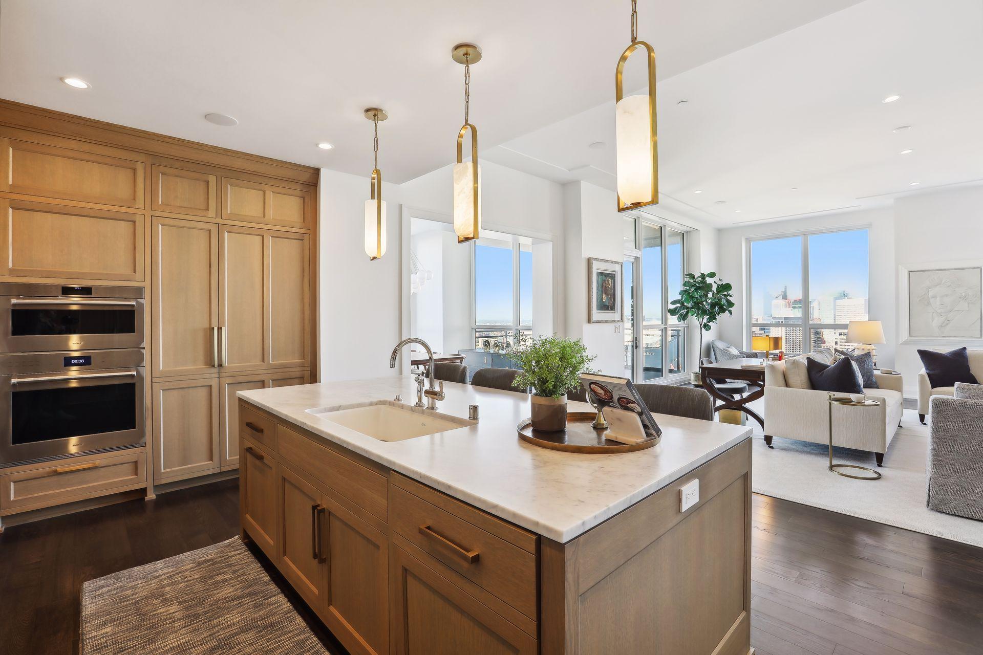 1111 W River Parkway Unit: 27B