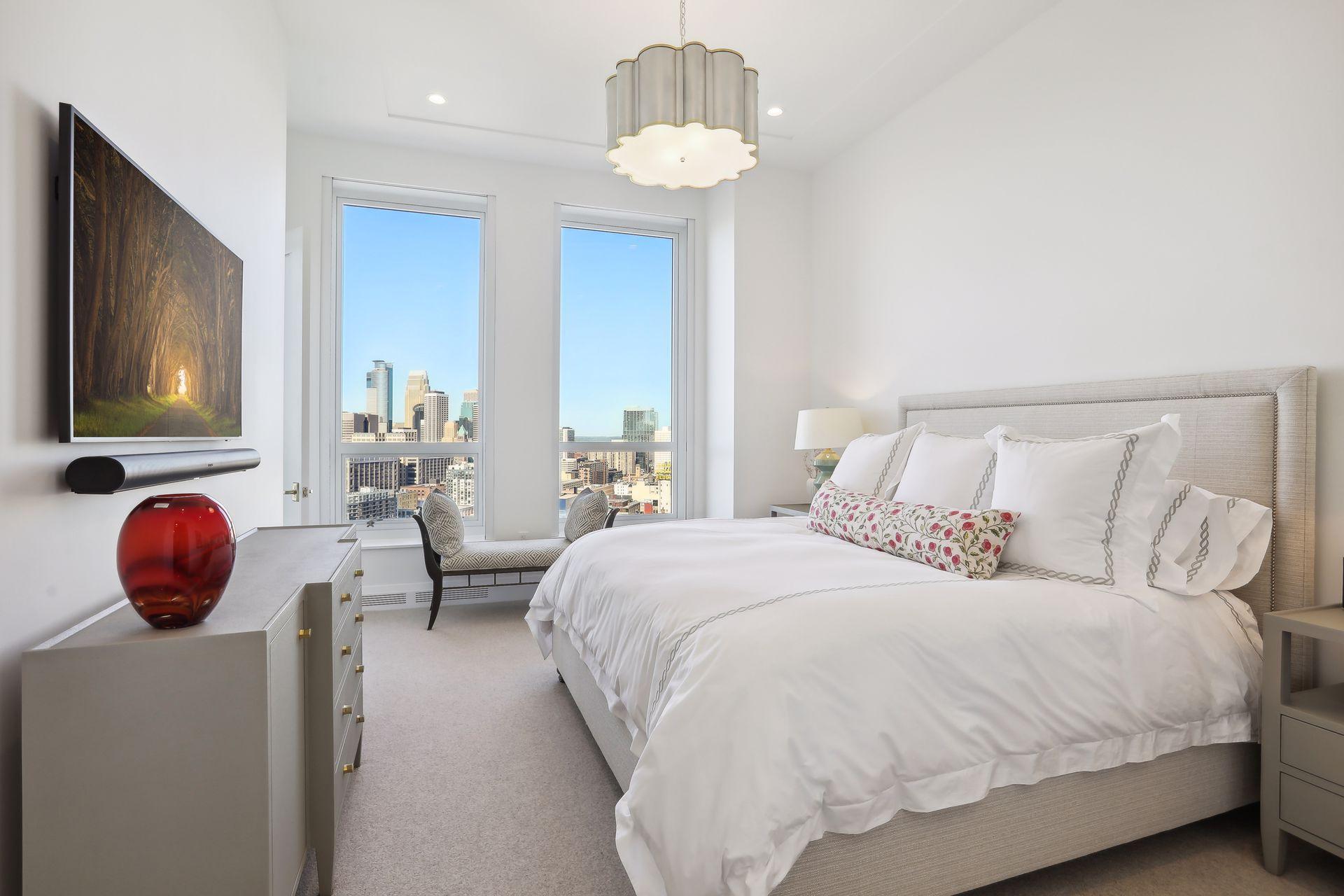 1111 W River Parkway Unit: 27B