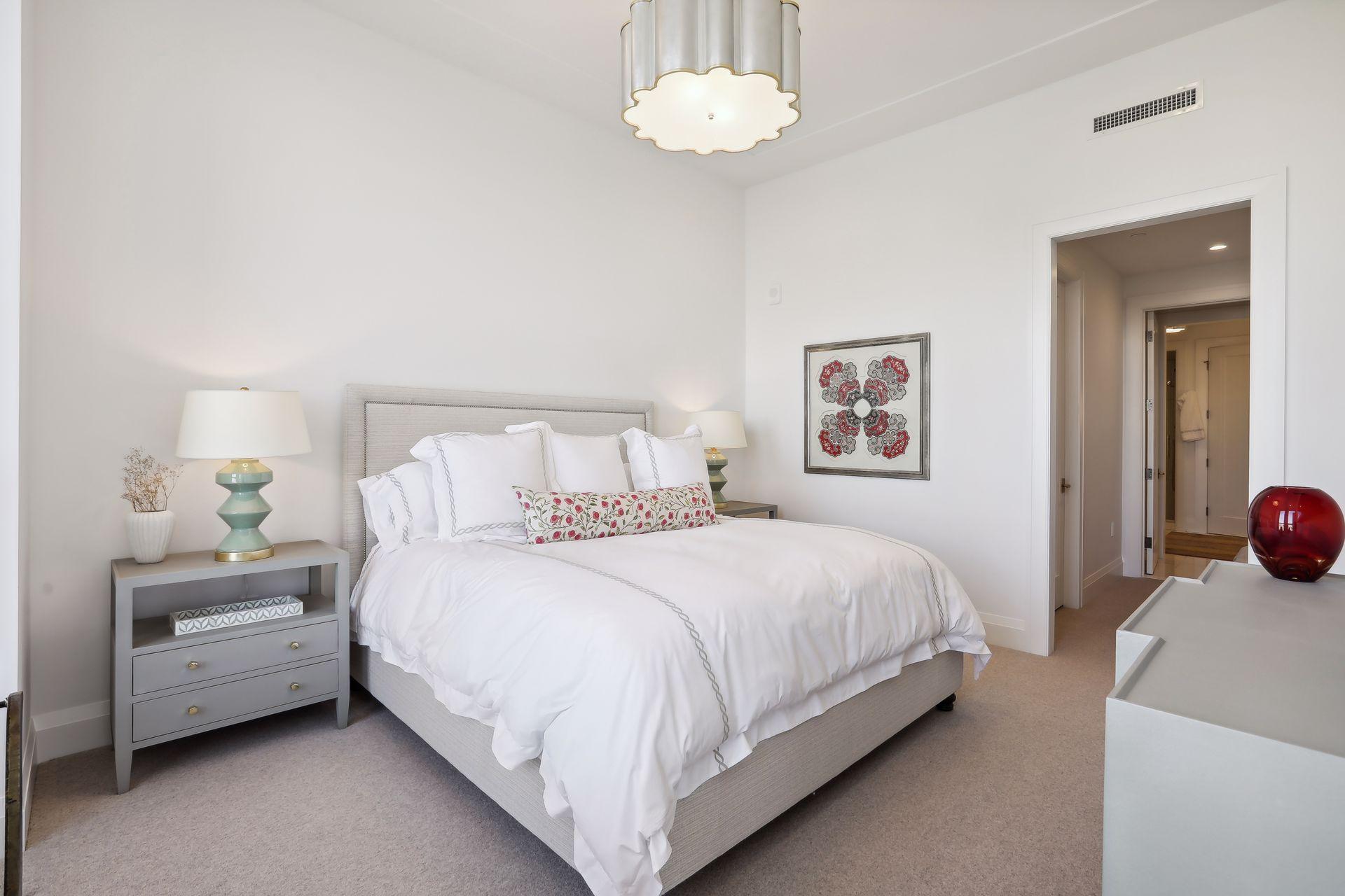 1111 W River Parkway Unit: 27B