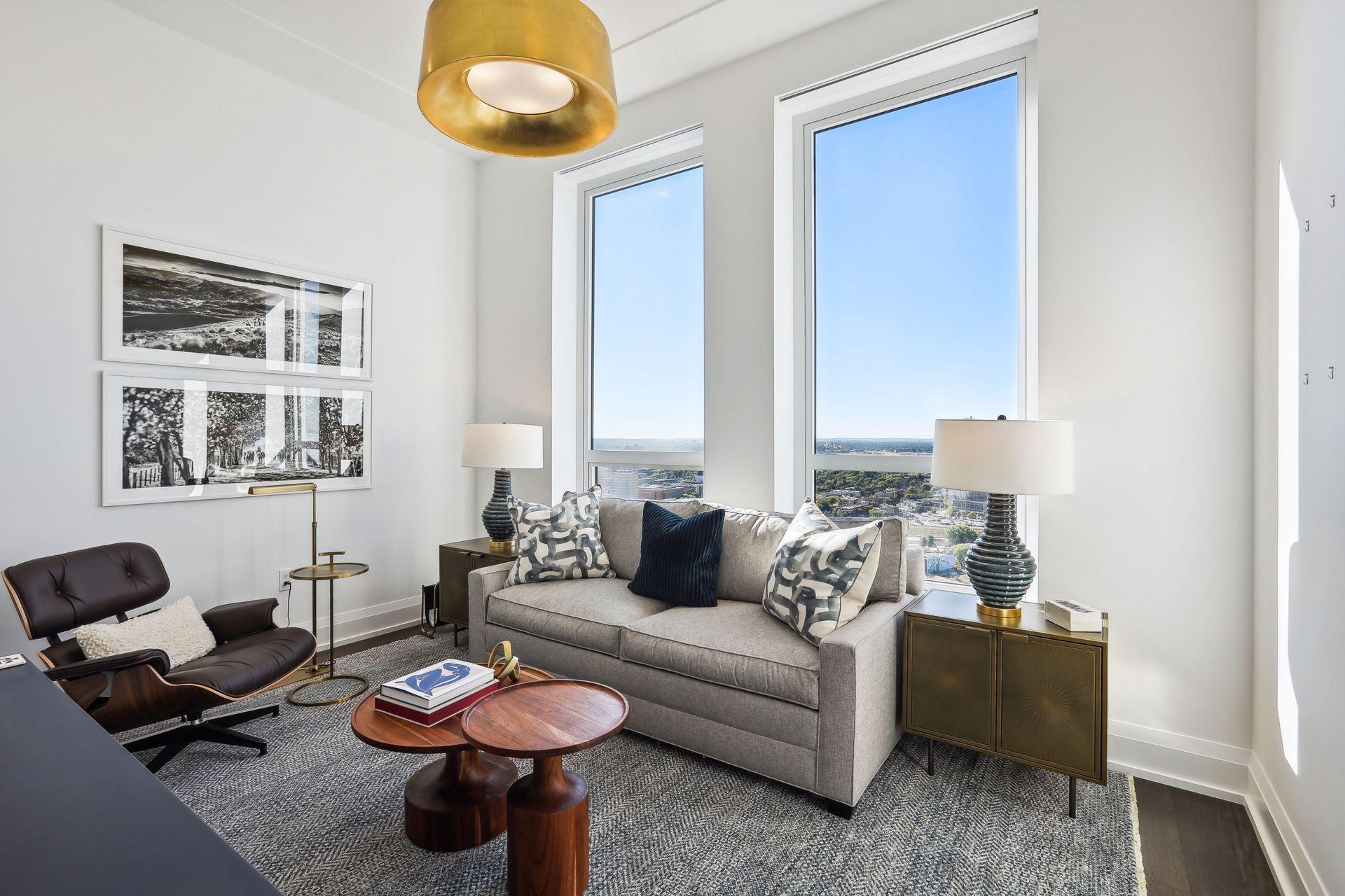 1111 W River Parkway Unit: 27B