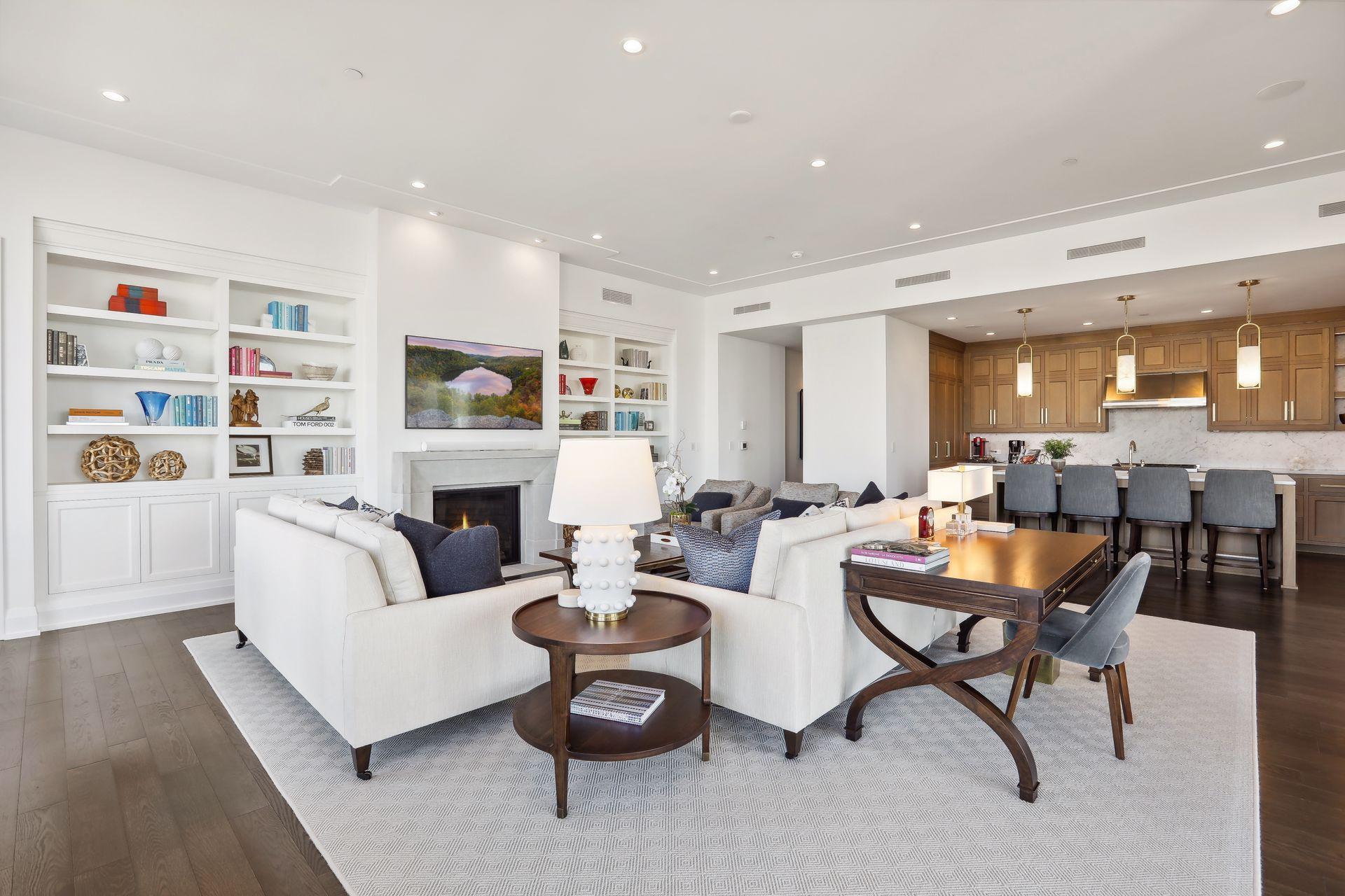 1111 W River Parkway Unit: 27B